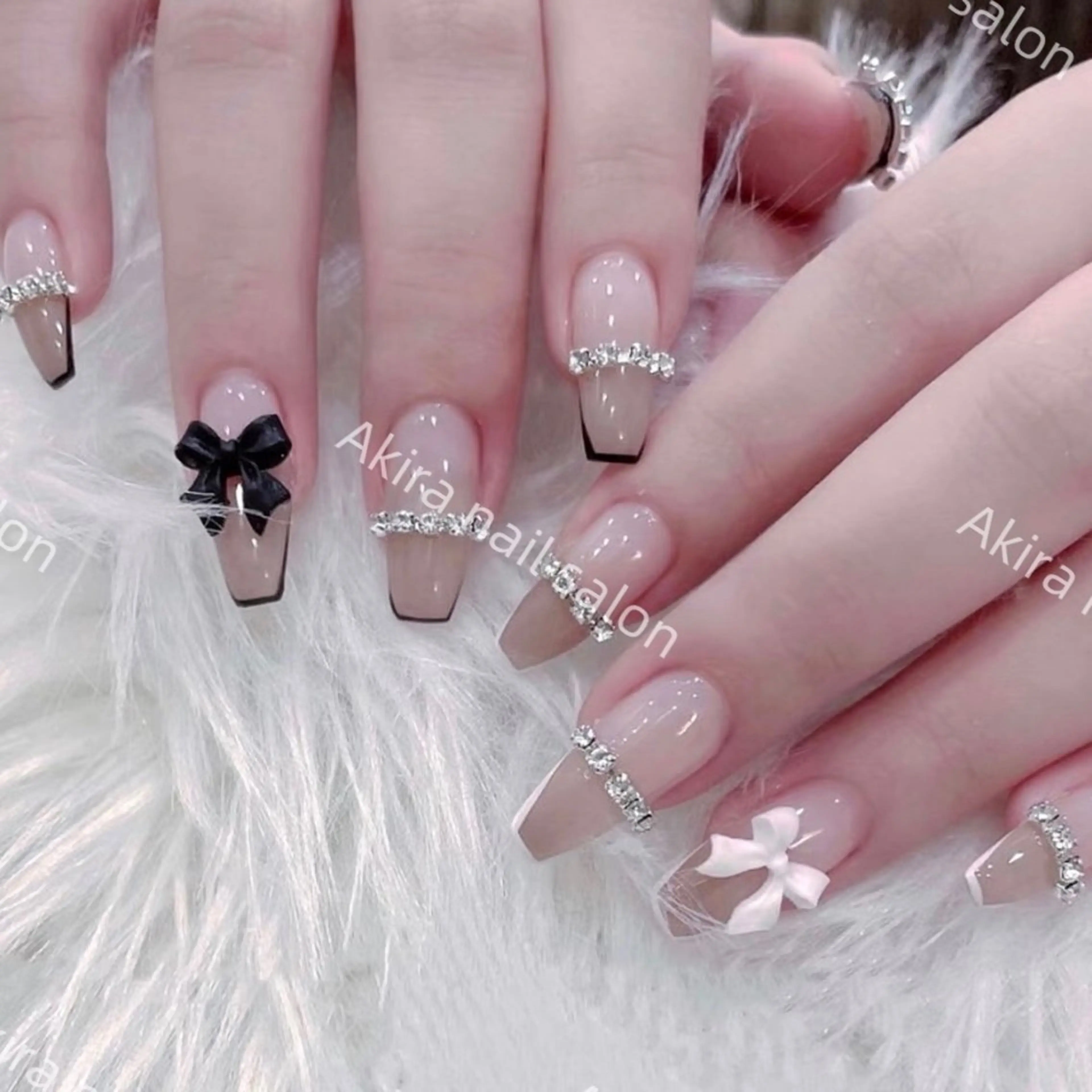 オフなし、定額シンプルデザイン Bコースの写真