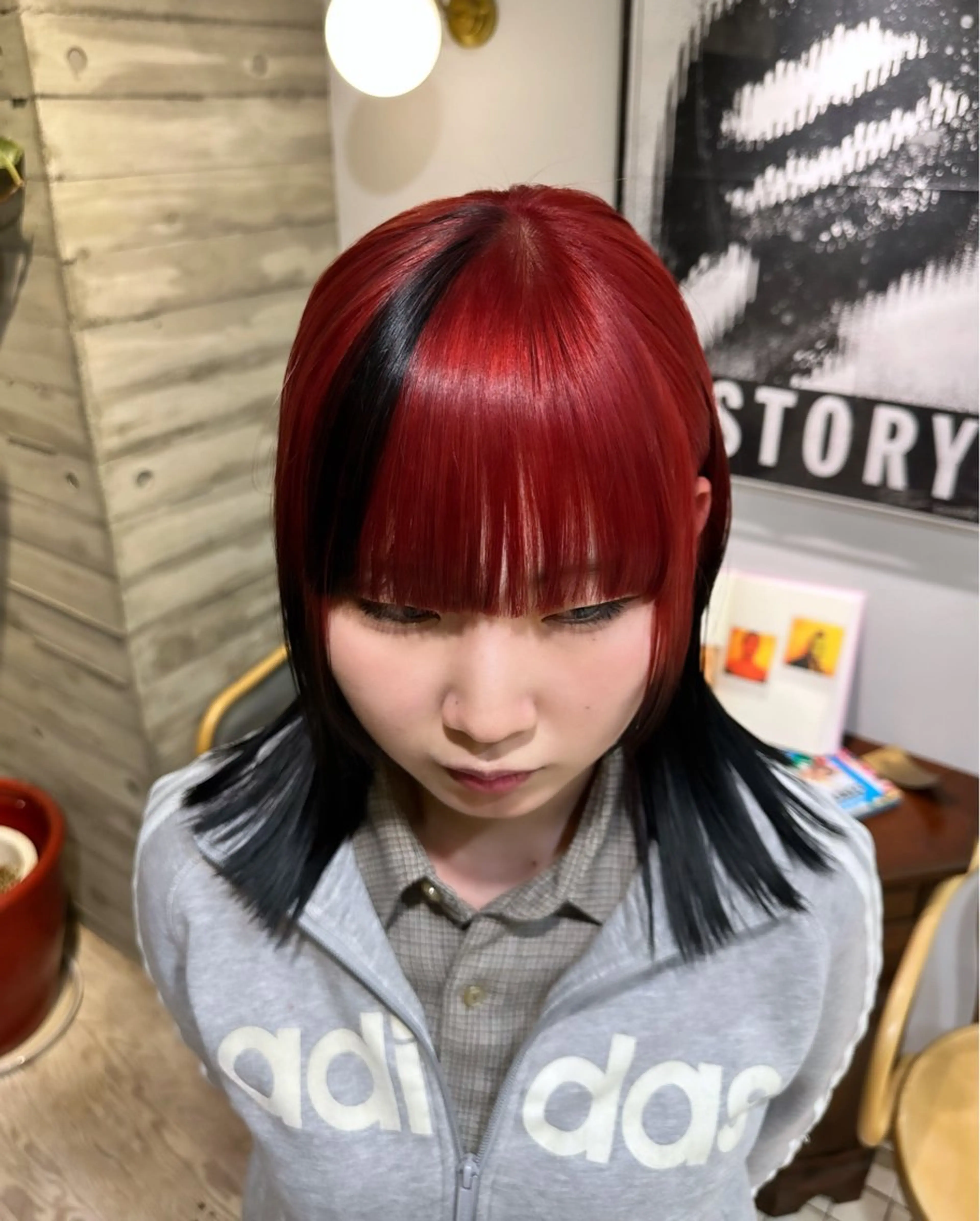 カラー 抜きっぱなしブロンド ササキカズマのヘアスタイル