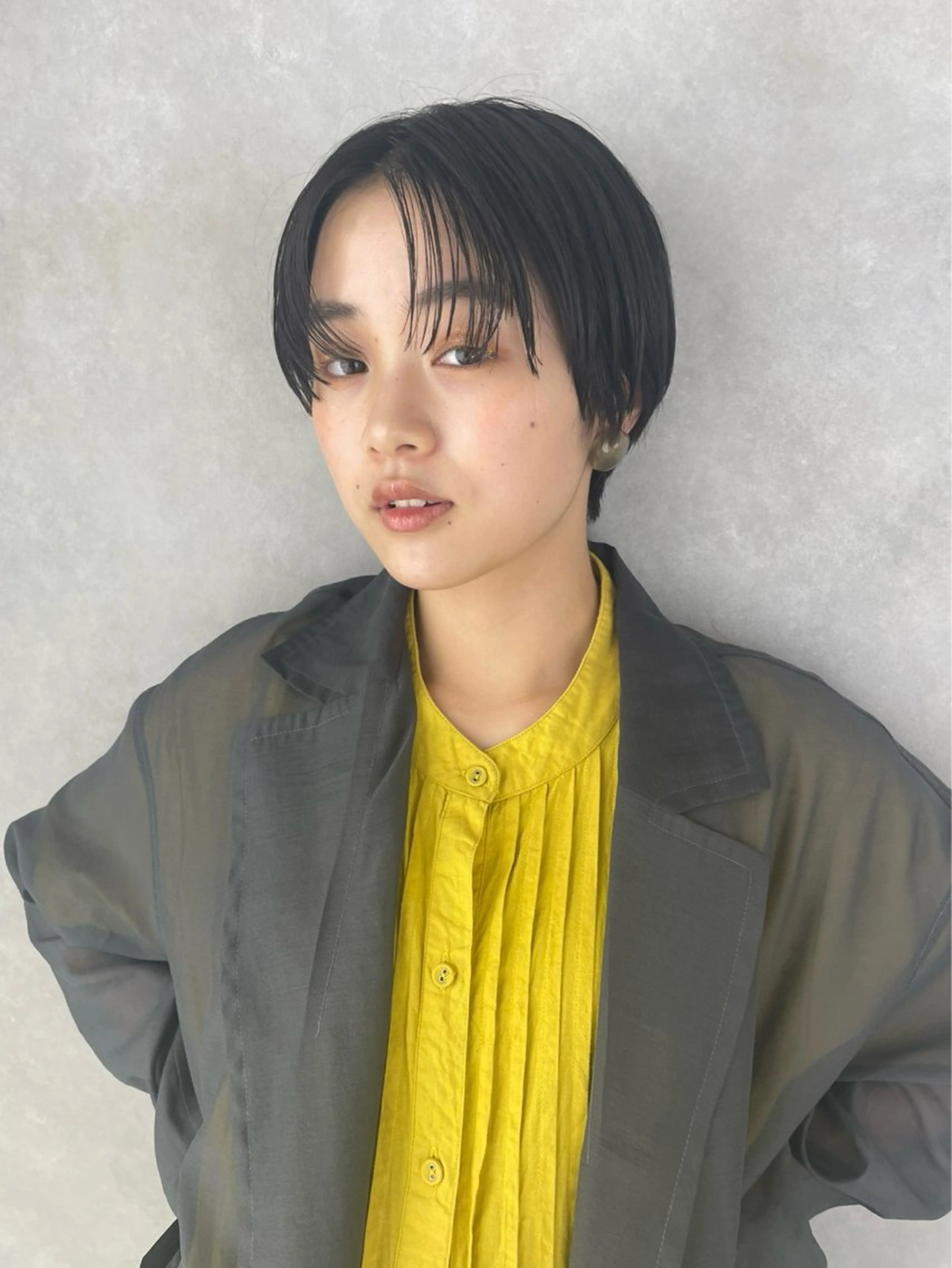 ショート やなぎさわ はるなのヘアスタイル