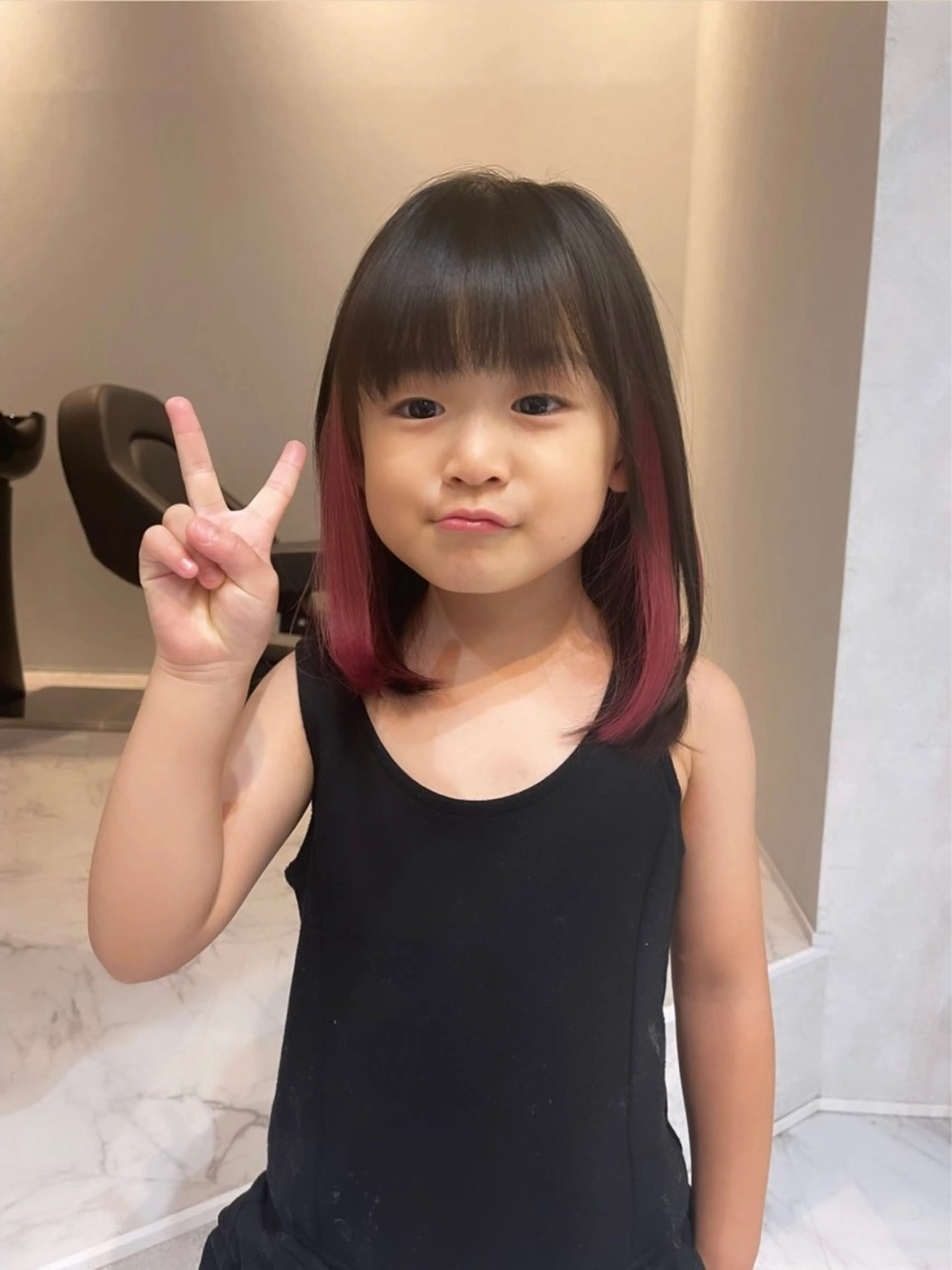 ミディアム カラー ヘアアレンジ バレイヤージュ デザインカラー ハイライトカラー 外国人風カラー ハイライト アンドウ ユウ/ レイヤーカット/韓国のヘアスタイル