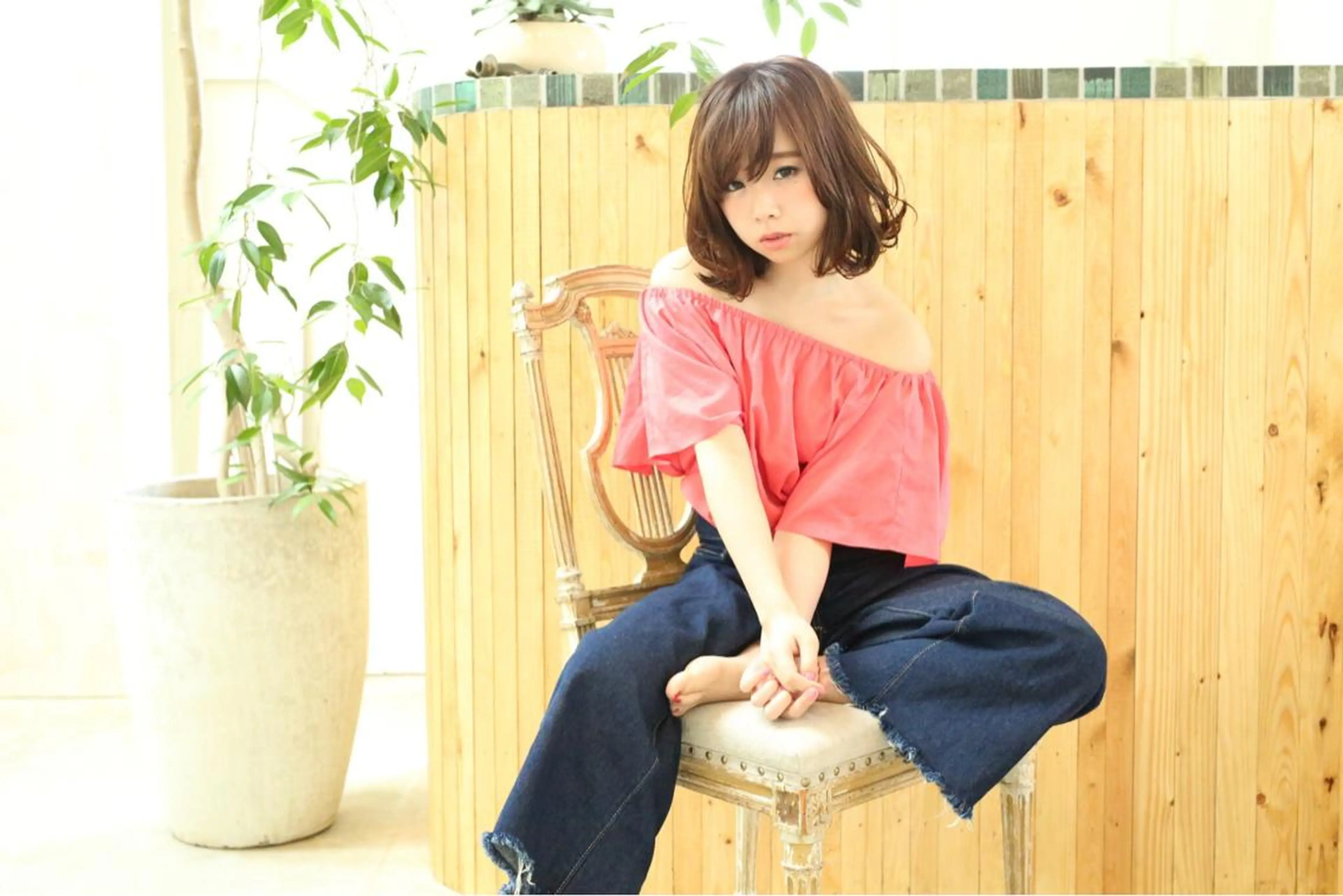 ショート ミディアム カラー パーマ ヘアアレンジ ボブ 顔周りカット 小顔カット✨ 透明感カラーのヘアスタイル