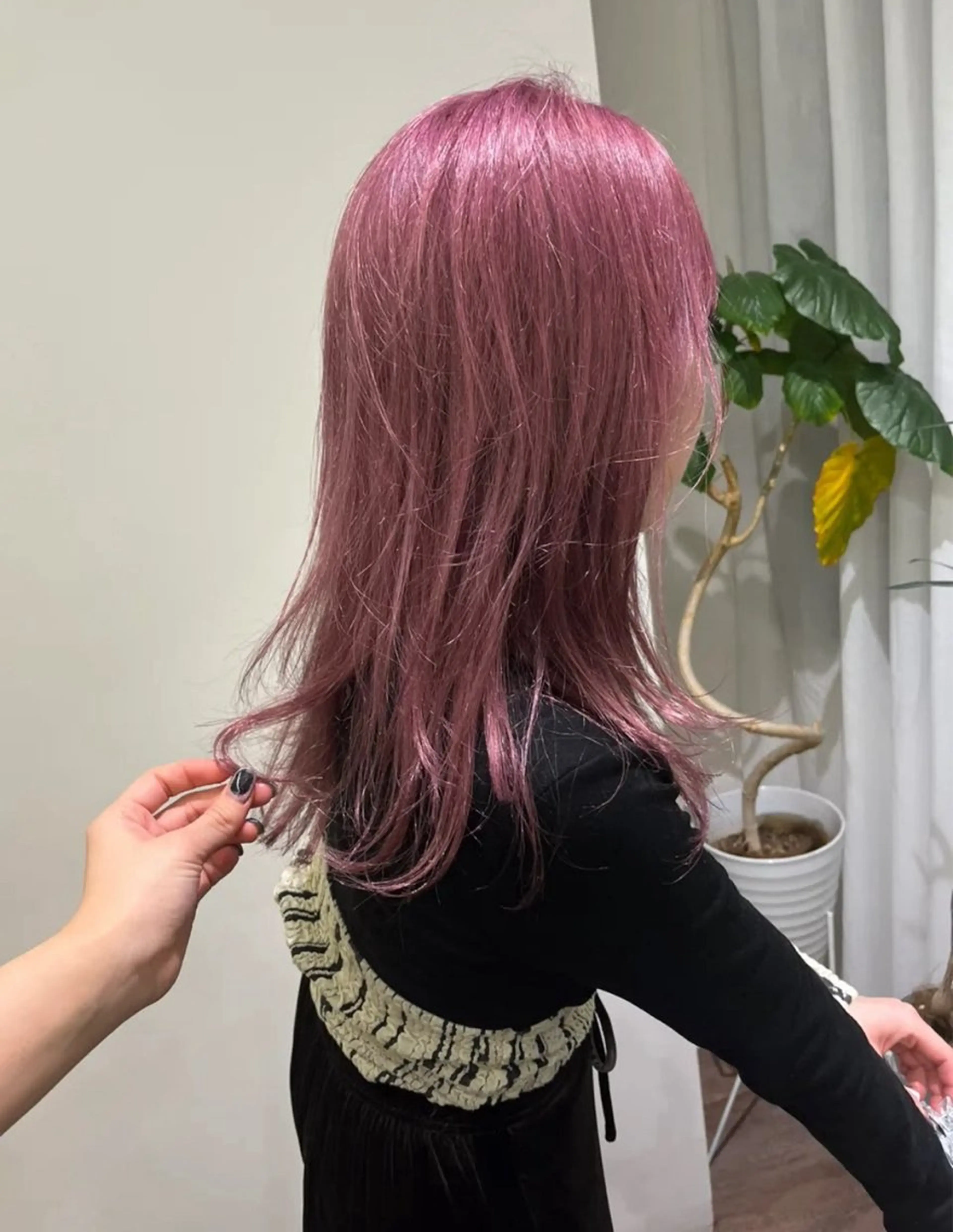 セミロング ヘアカラー HERMITAGE所属・moepi♡ HERMITAGEのヘアスタイル