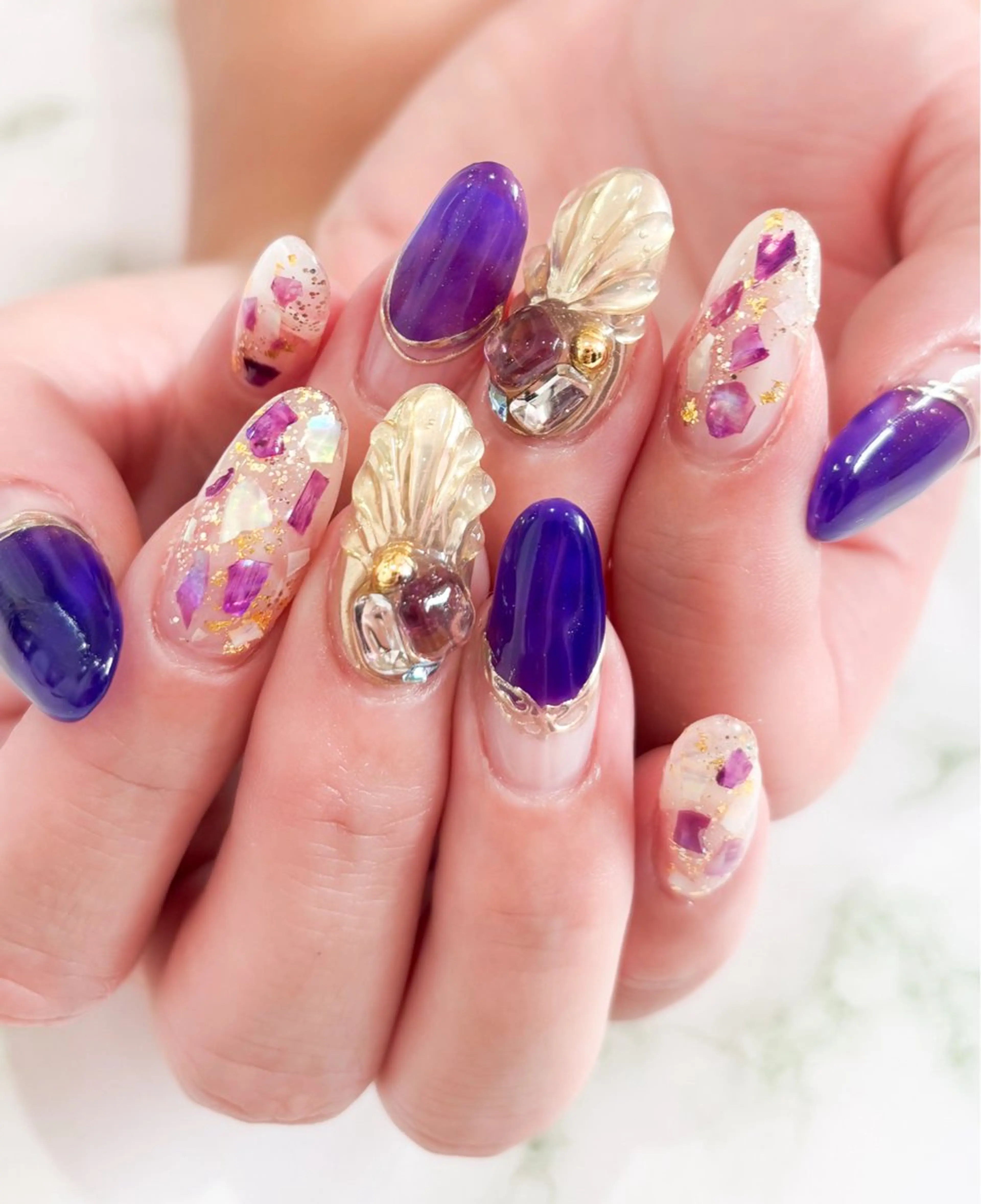 ミディアム ハンドネイル ブライトサロン🩷 田嶋日向子💅✨のネイルデザイン