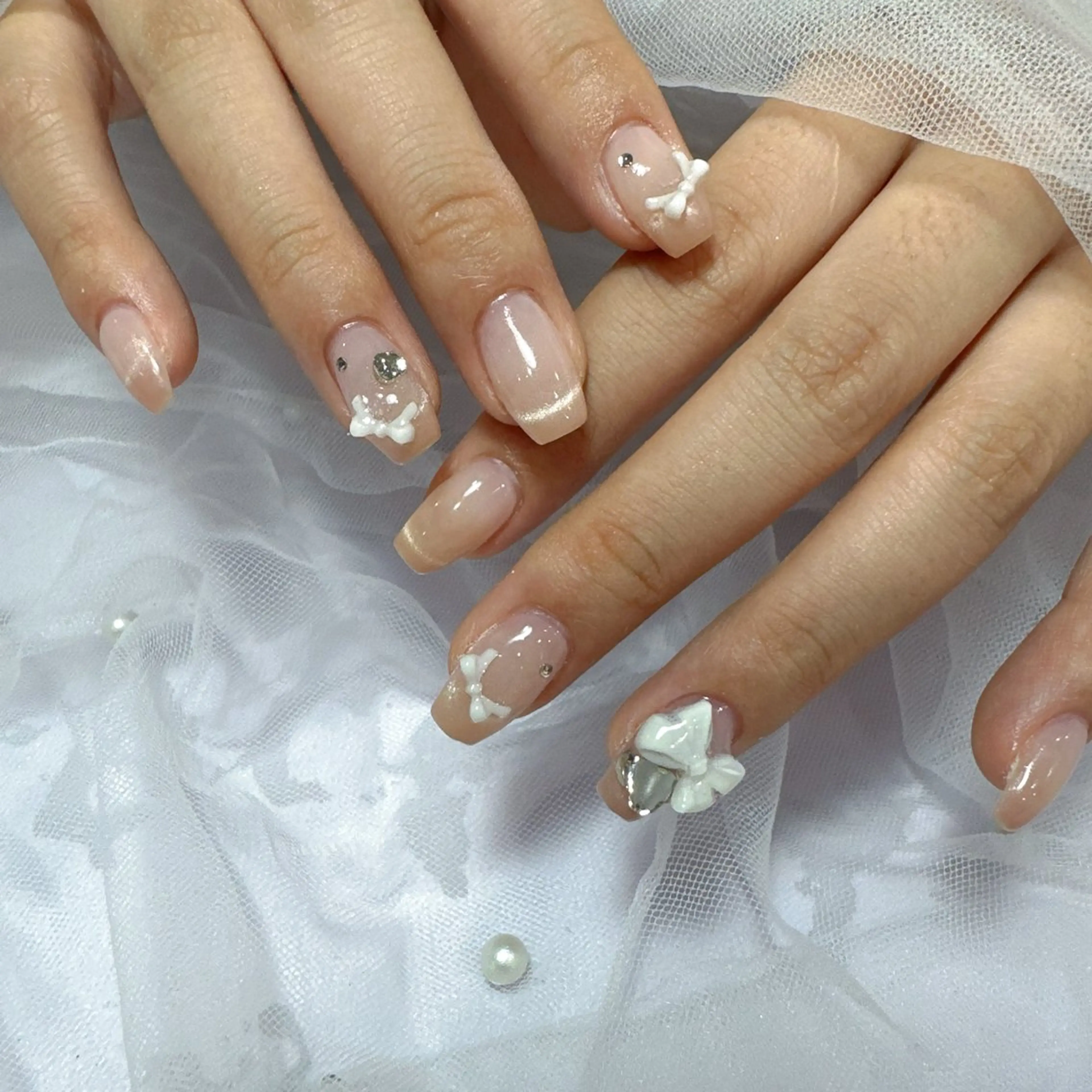 ネイル アートネイル フラッシュネイル フレンチネイル ジェルネイル ガラスフレンチ ハンドネイル You&Me Miyuのネイルデザイン