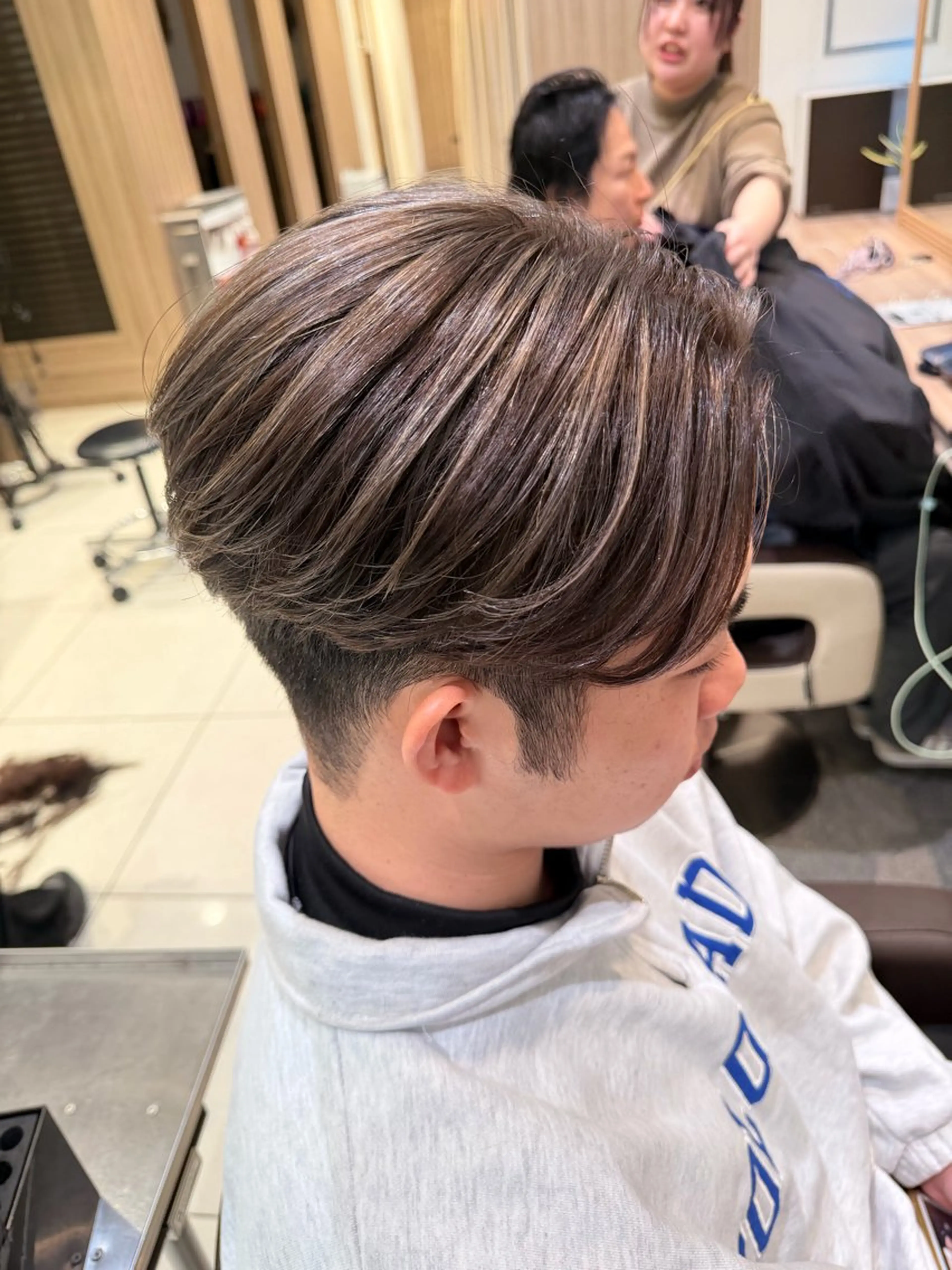 ショート パーマ メンズ メンズハイライト ハイライト 縮毛矯正 カット ヘアカラー パーマ 縮毛矯正・ パーマ特化/aoiのヘアスタイル