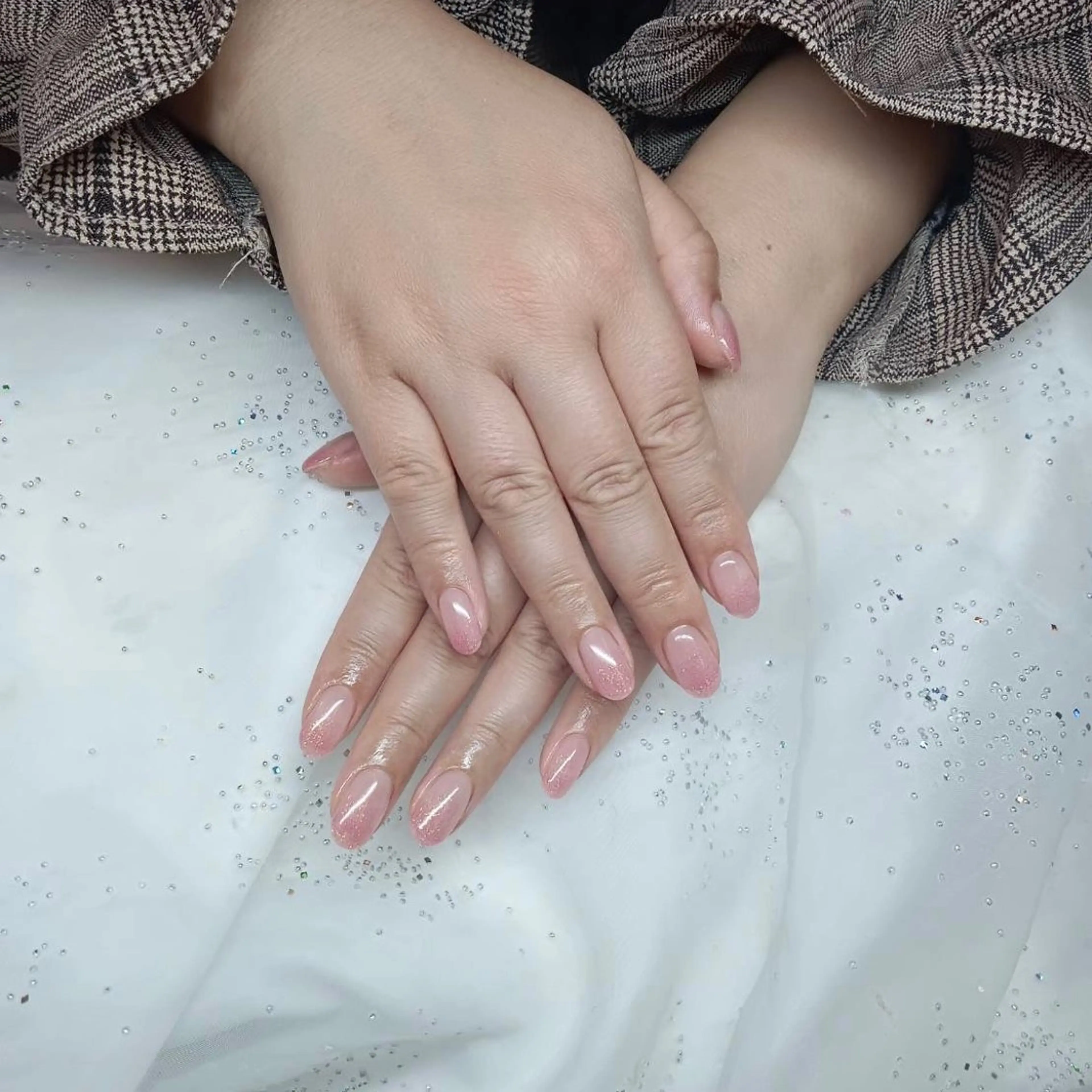 ご新規さま限定　　🌱〈オフ込〉ハンド ジェル・ワンカラー・グラデーションネイル（パーツ代別途）🫧の写真