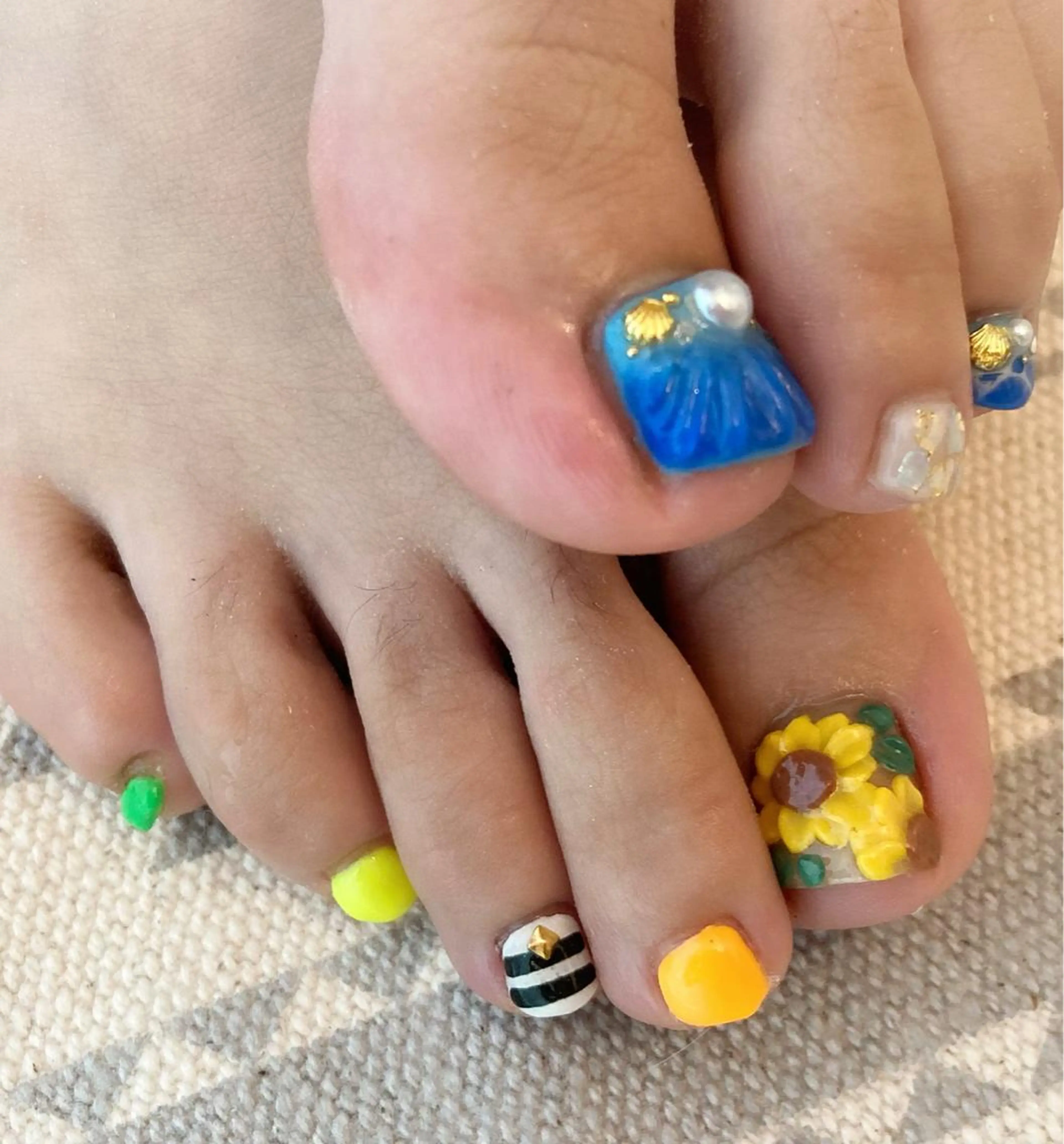 ネイル フットネイル エース ネイルのネイルデザイン