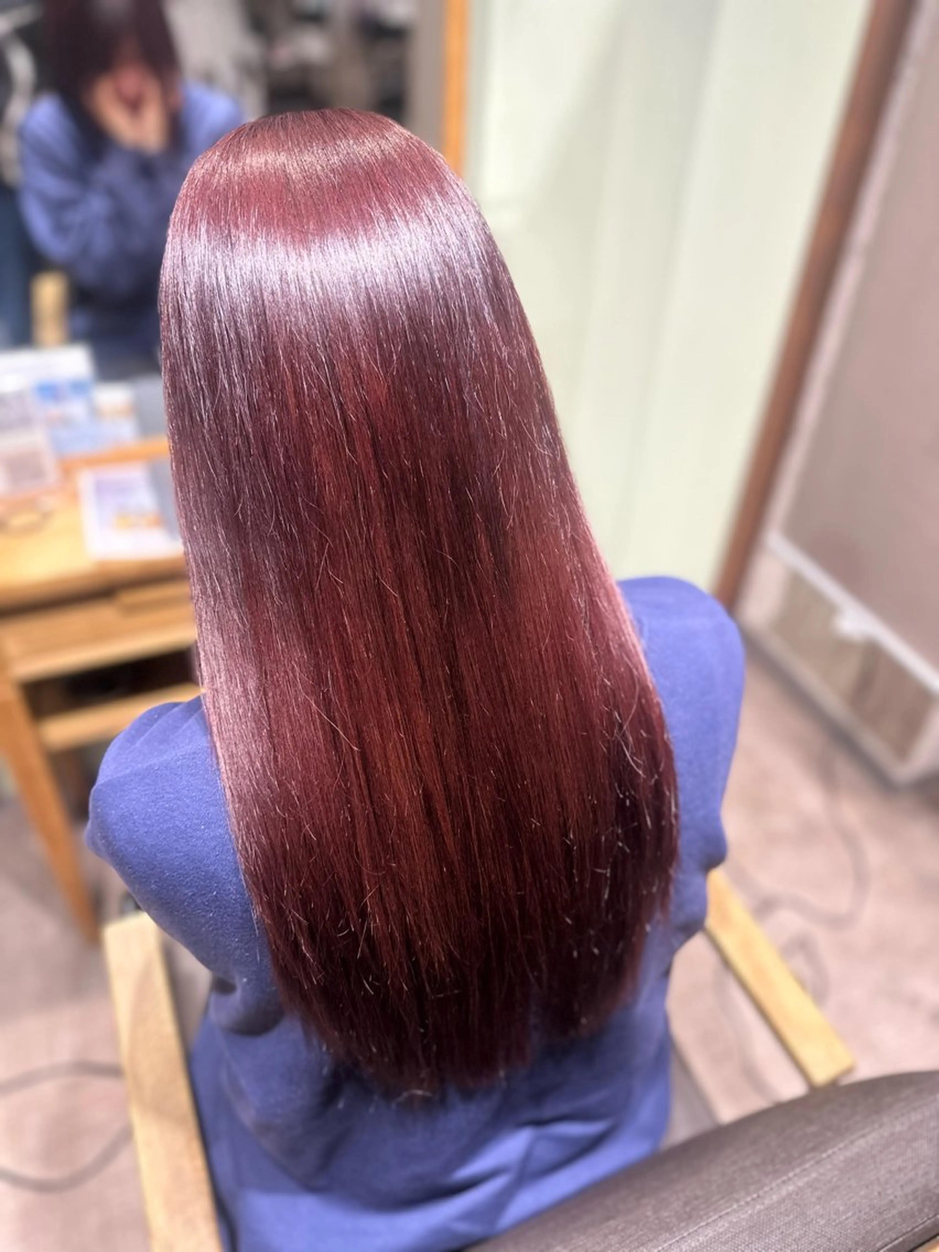 ロング ヘアカラー 濱本 樹蘭のヘアスタイル