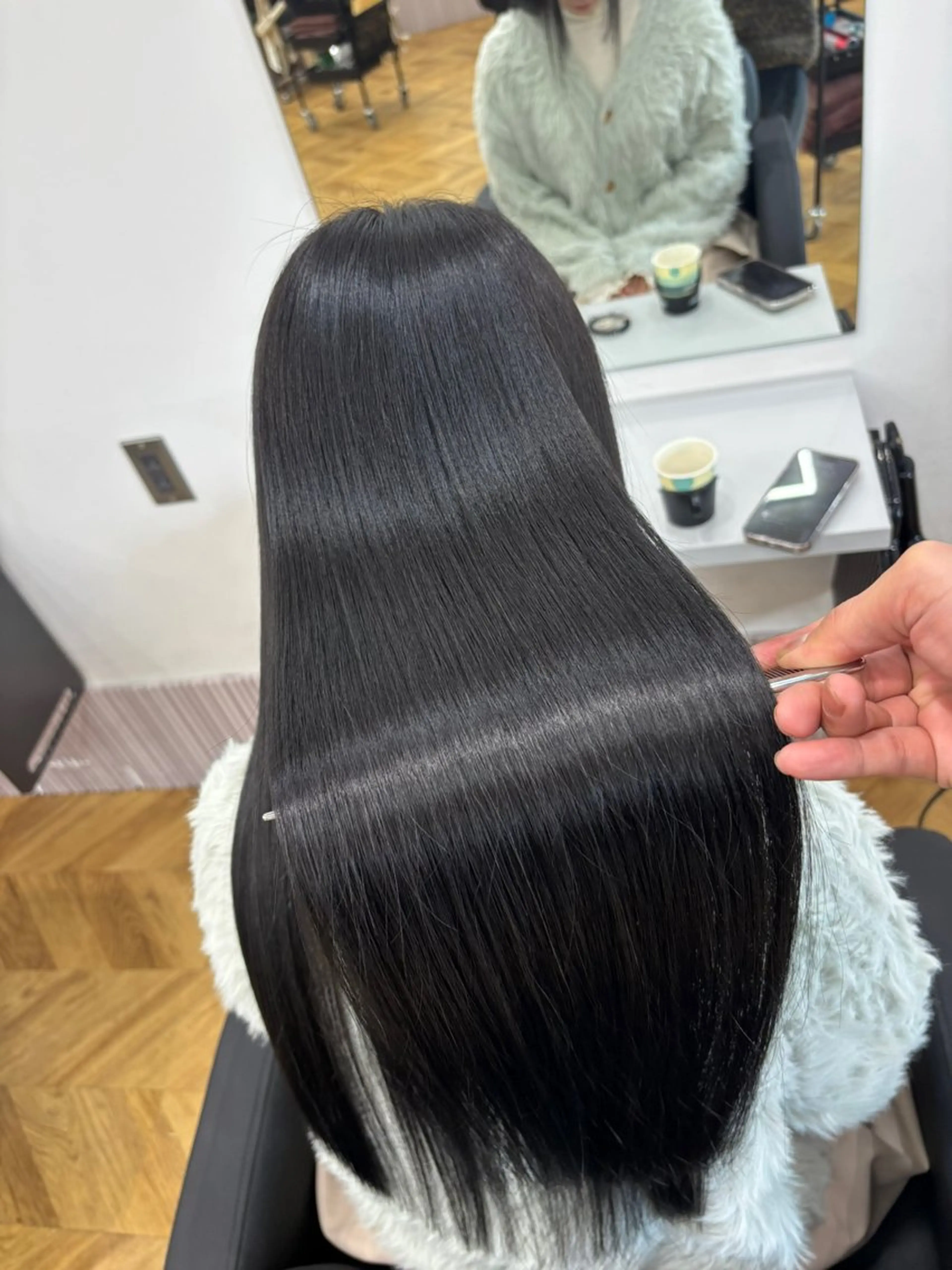 ロング ヘアカラー トリートメント 韓国風レイヤーカット 💕髪質改善💫拓海のヘアスタイル