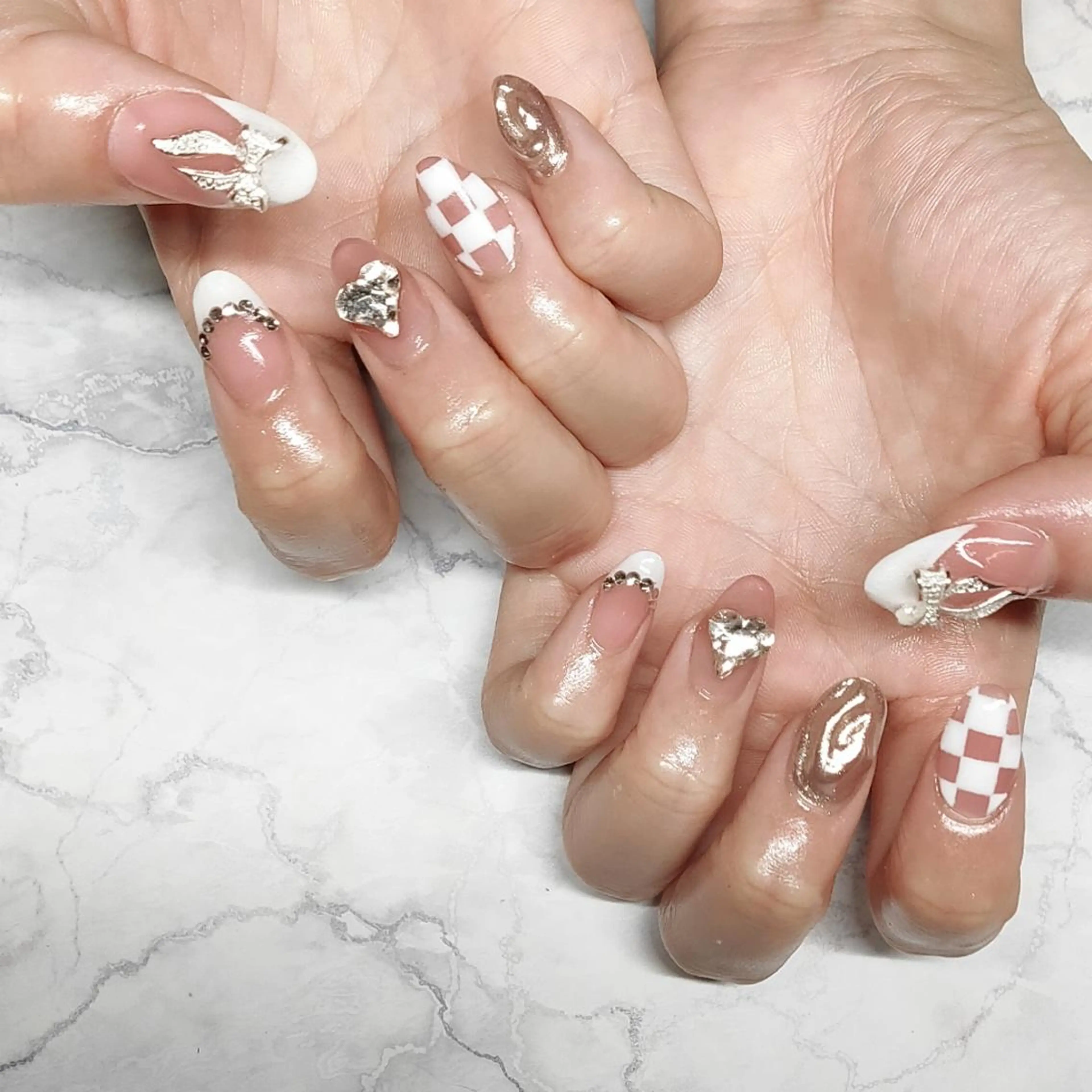 スカルプ150分アートし放題（オフなし）深爪可♡深爪矯正♡持ち込み、ニュアンス、ワンホン、ガラスフレンチ、韓国ネイルOKの写真