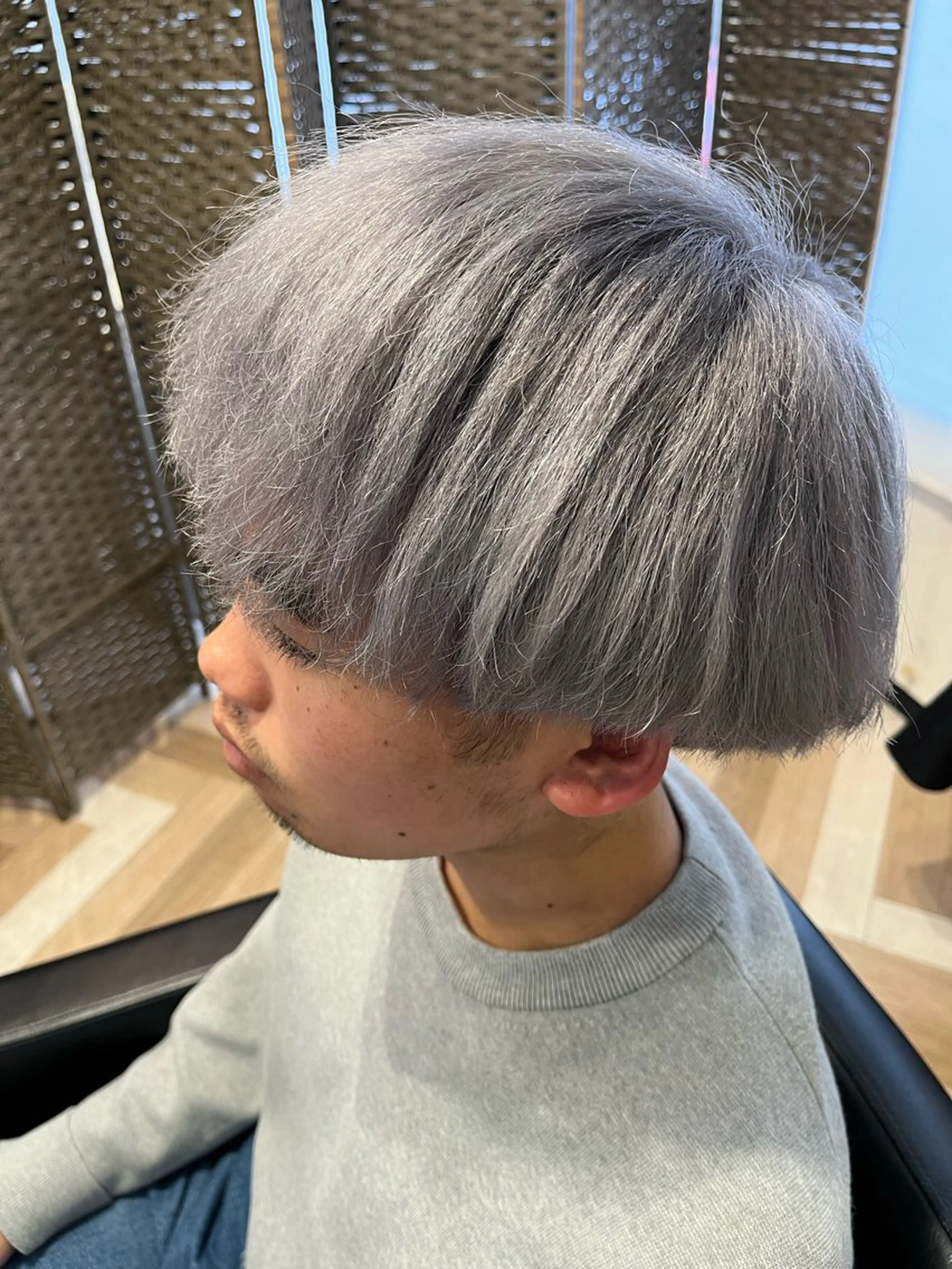 メンズ カット ブリーチ髪質改善 田中 俊輔のヘアスタイル