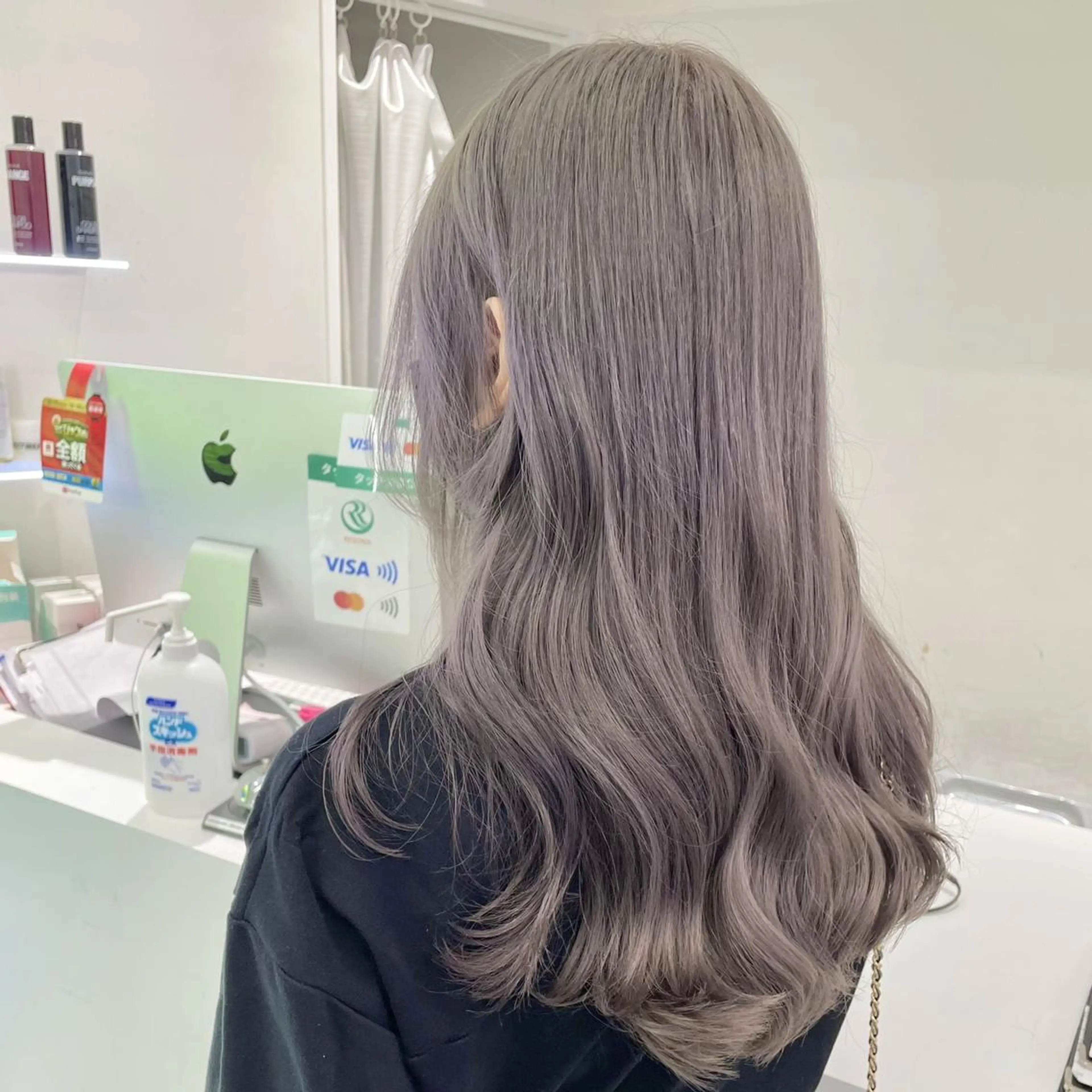 カラー 暗髪透明感ヘア🩶 銀座TUNEのヘアスタイル