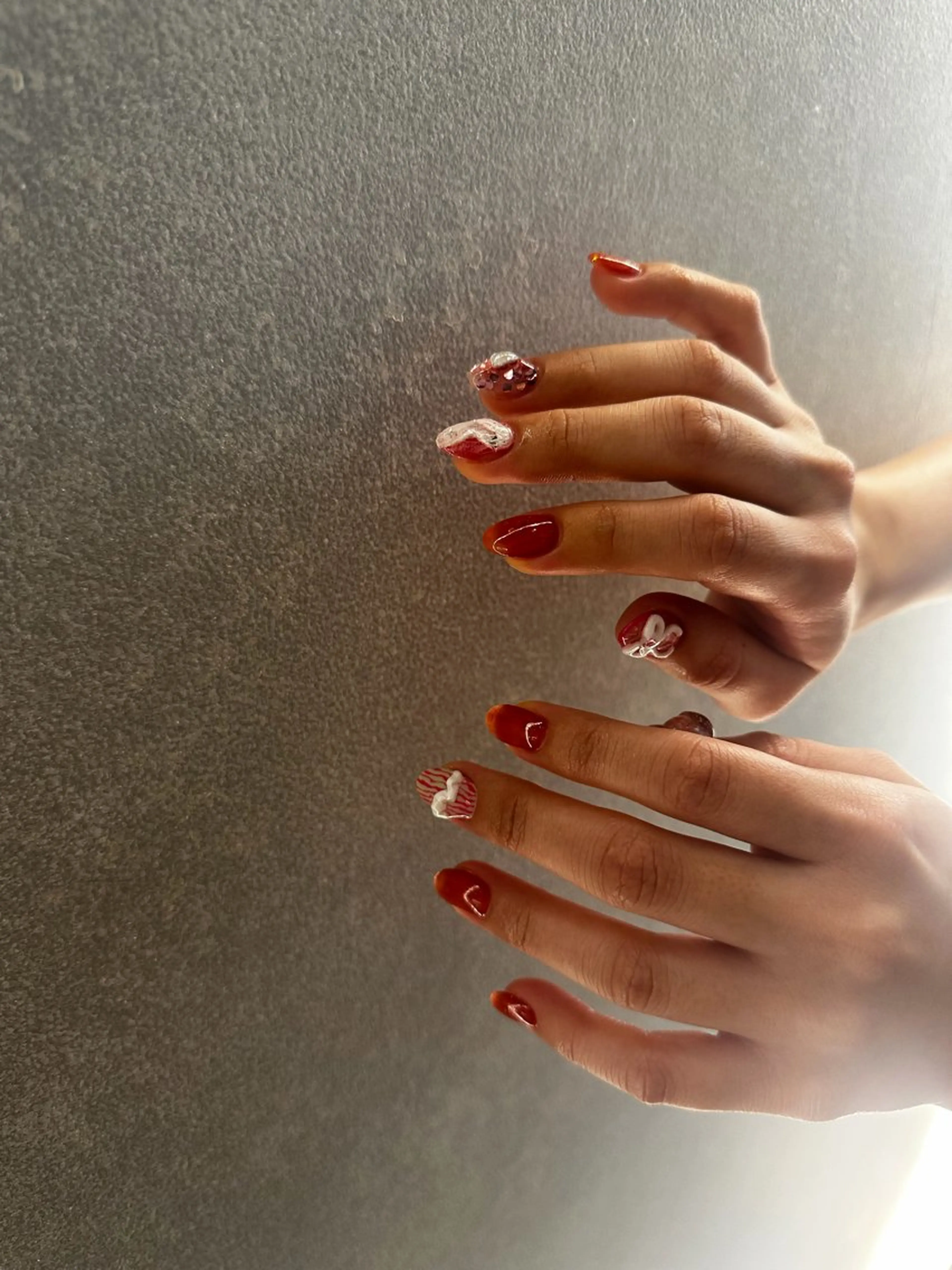 ネイル アートネイル マグネットネイル ミラーネイル ニュアンスネイル ハンドネイル Natsuko 🐥のネイルデザイン