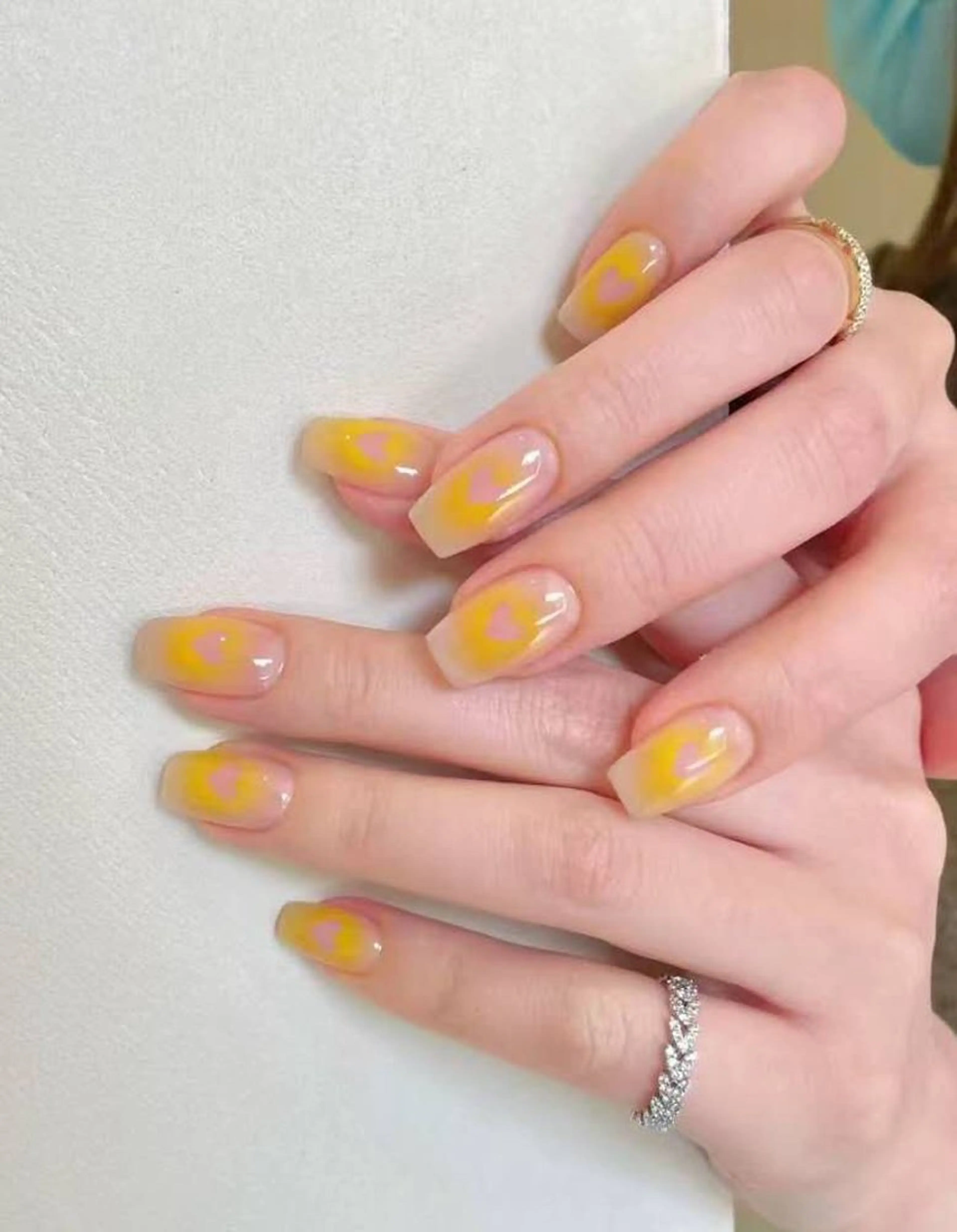 【HAND】キュンと♪ハートチークの写真