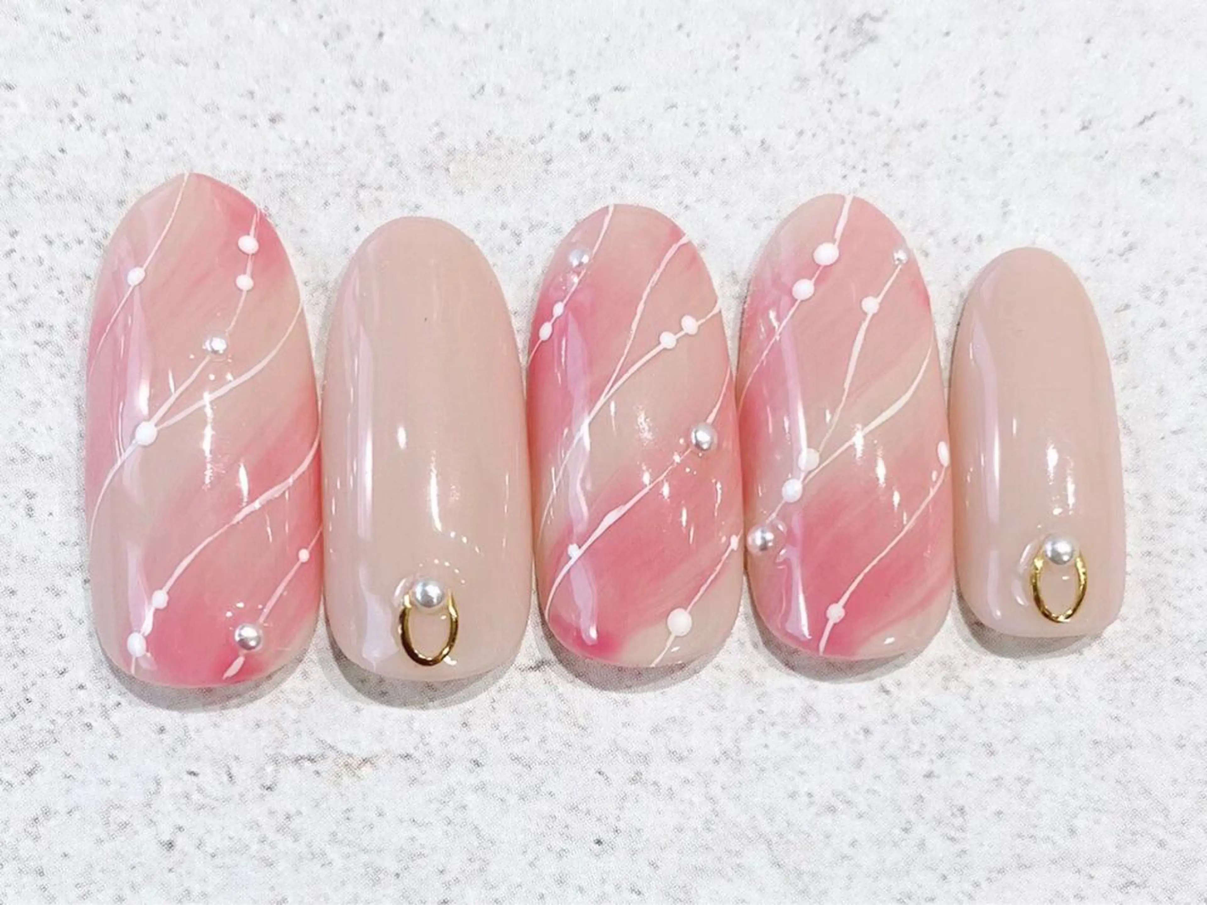 ネイル Nail salon mewのネイルデザイン