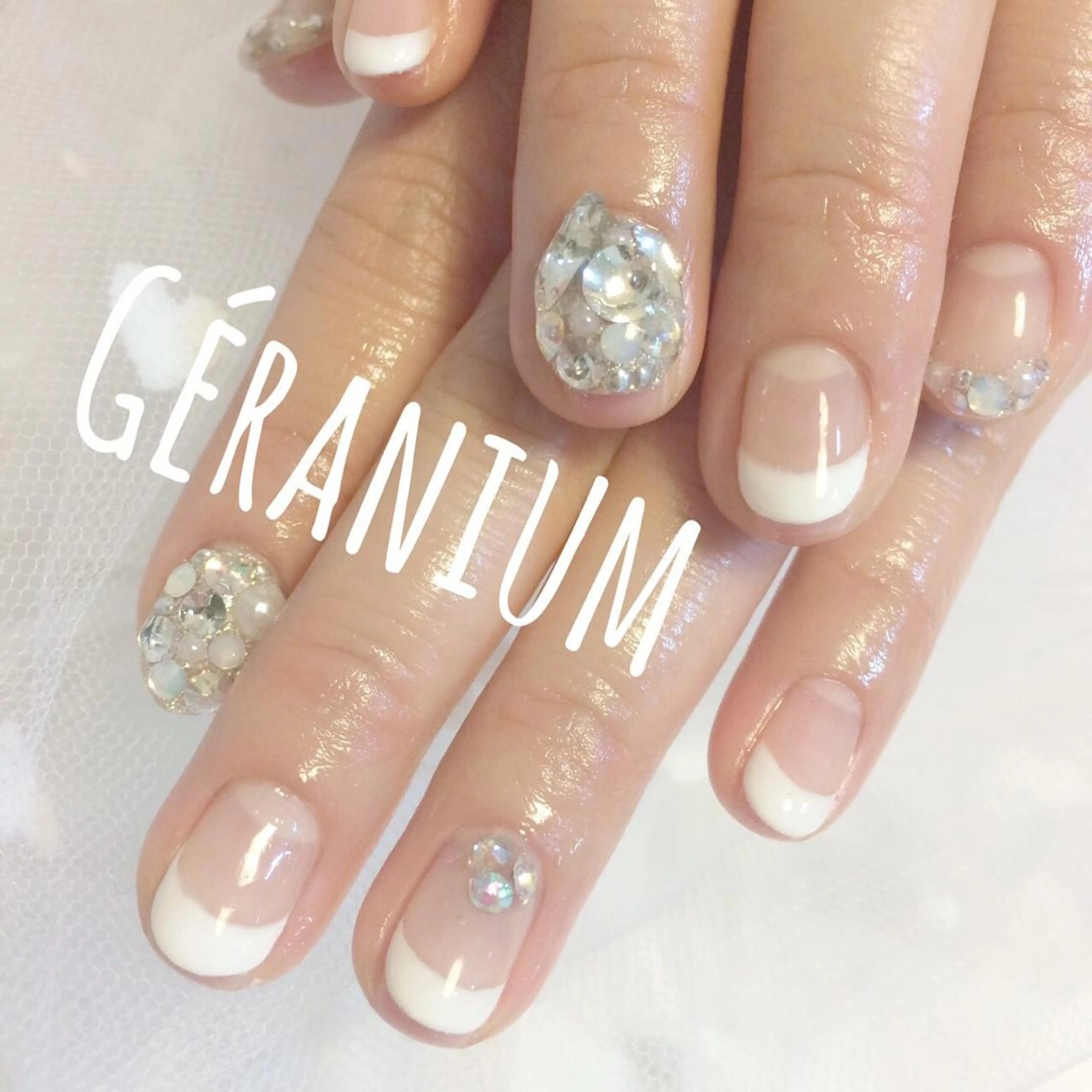 ネイル フレンチネイル GéRanium Harukaのネイルデザイン