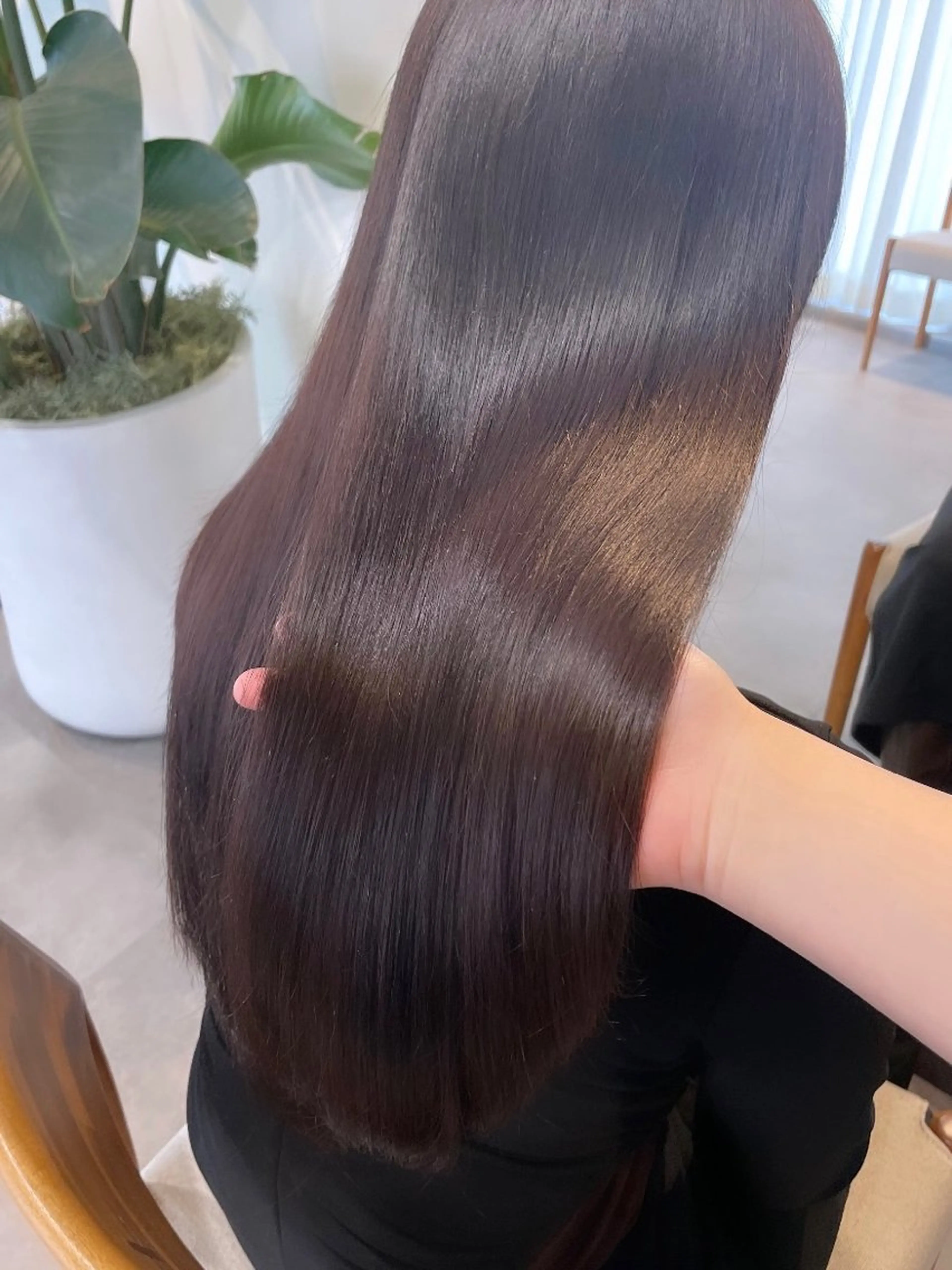 ロング カラー グレージュ ヘアカラー トリートメント 若月 あやかのヘアスタイル