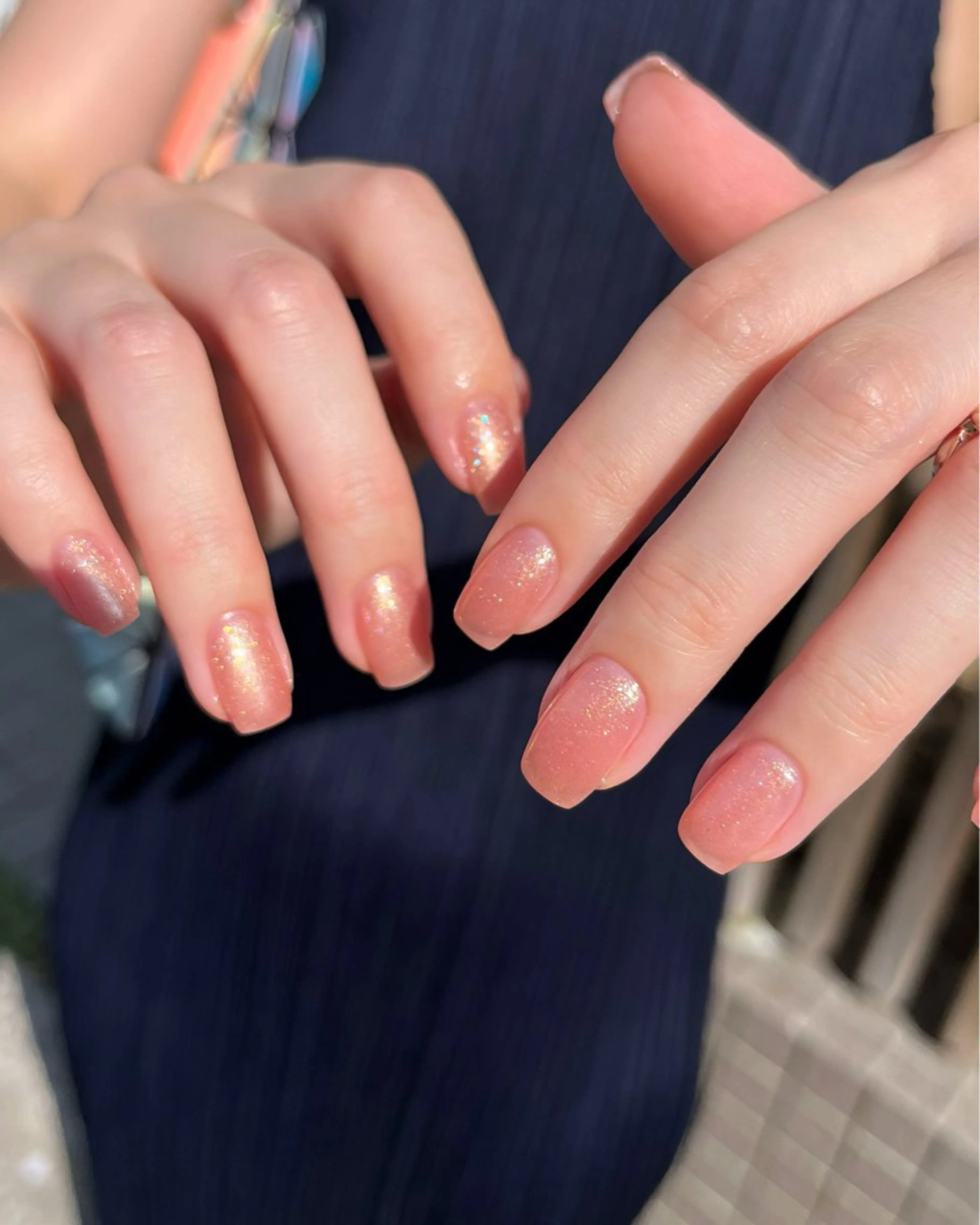 ネイル ガーリー キラキラネイル オフィスネイル ワンカラーネイル ピンク ハンドネイル ハンドケア 🎀NAIL🎀 AI🪄︎︎◝✩のネイルデザイン