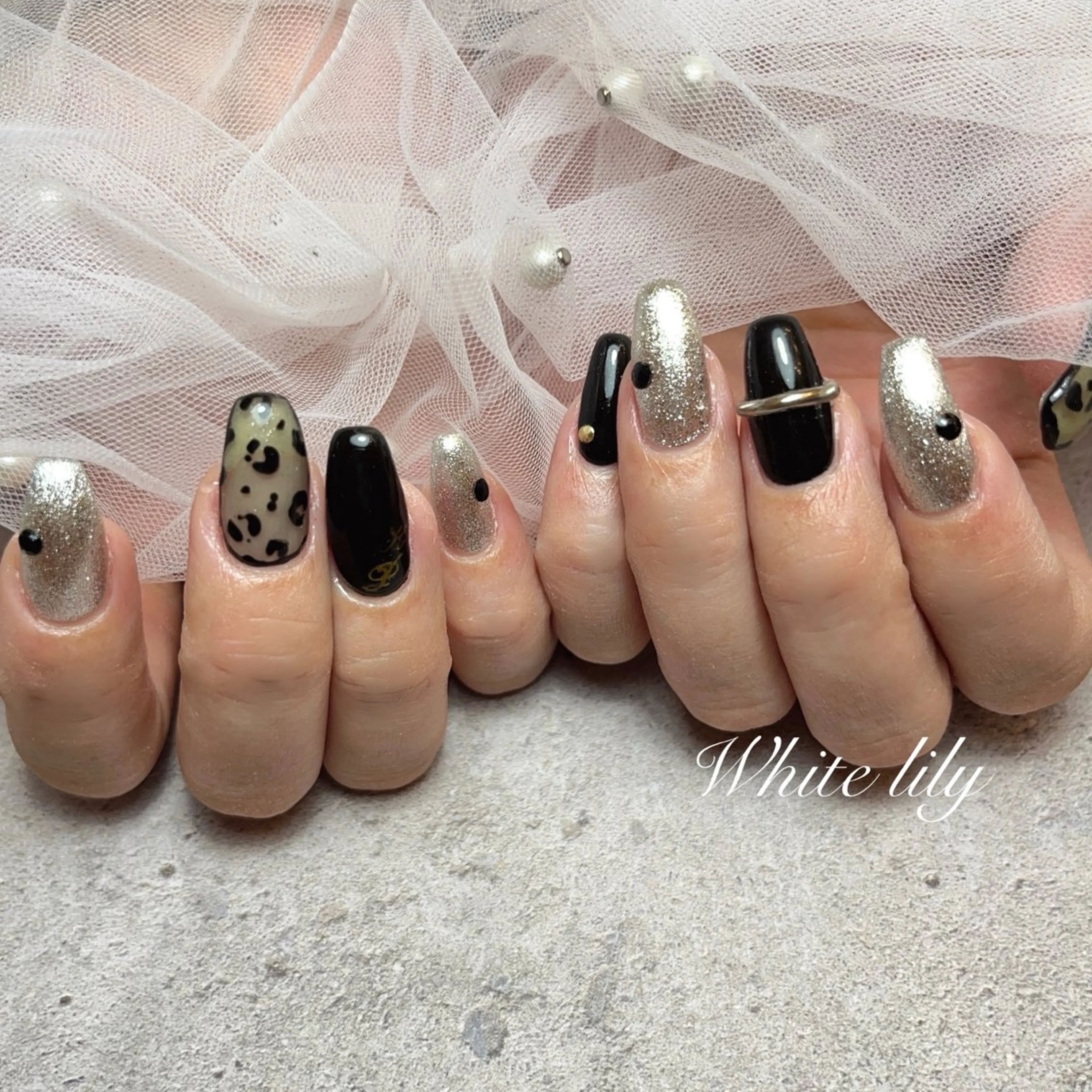 ネイル ハンドネイル White lily所属・牧田 雅世のネイルデザイン
