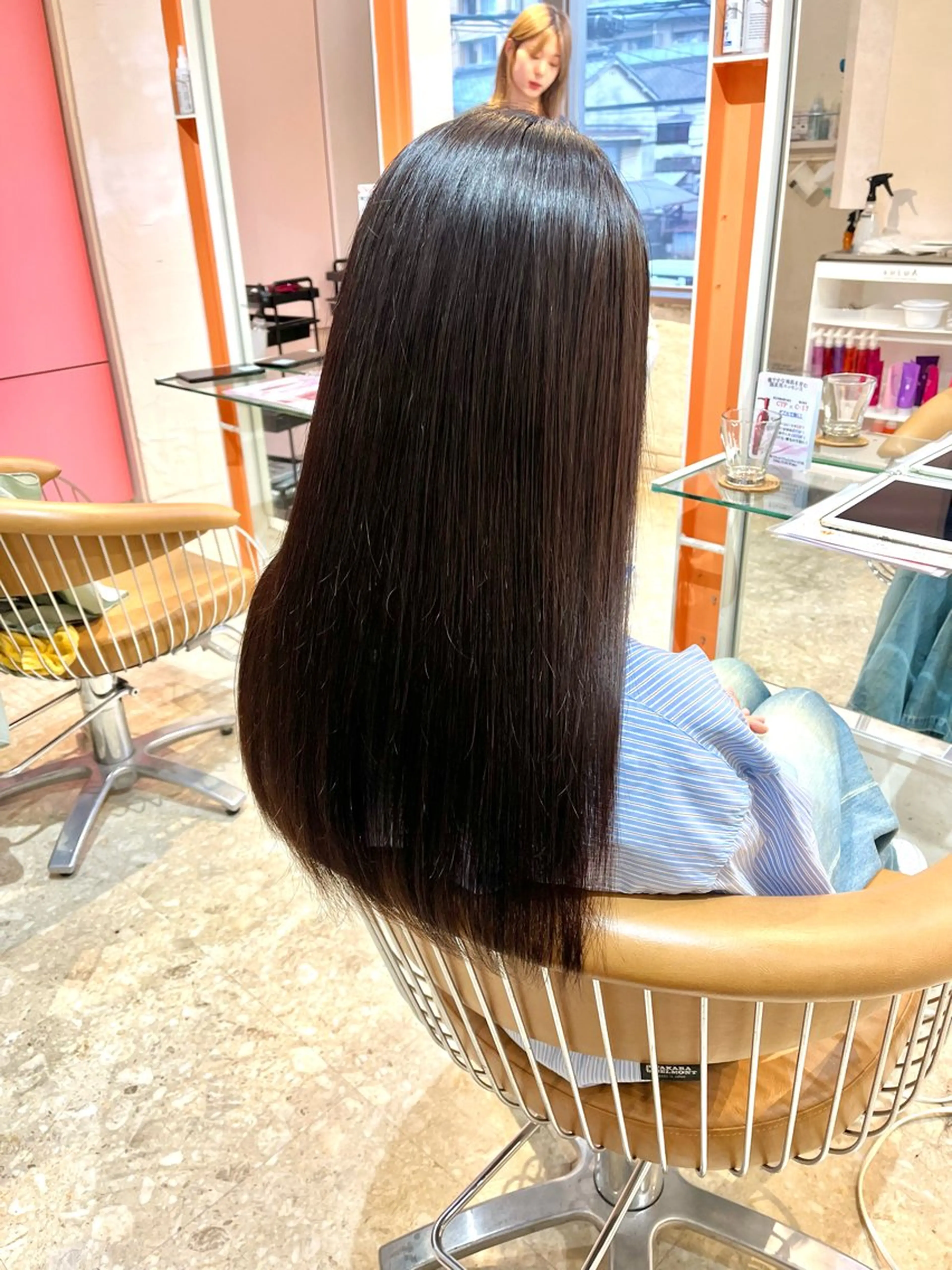 ロング パーマ カット 縮毛矯正 トリートメント うしだ かおるのヘアスタイル