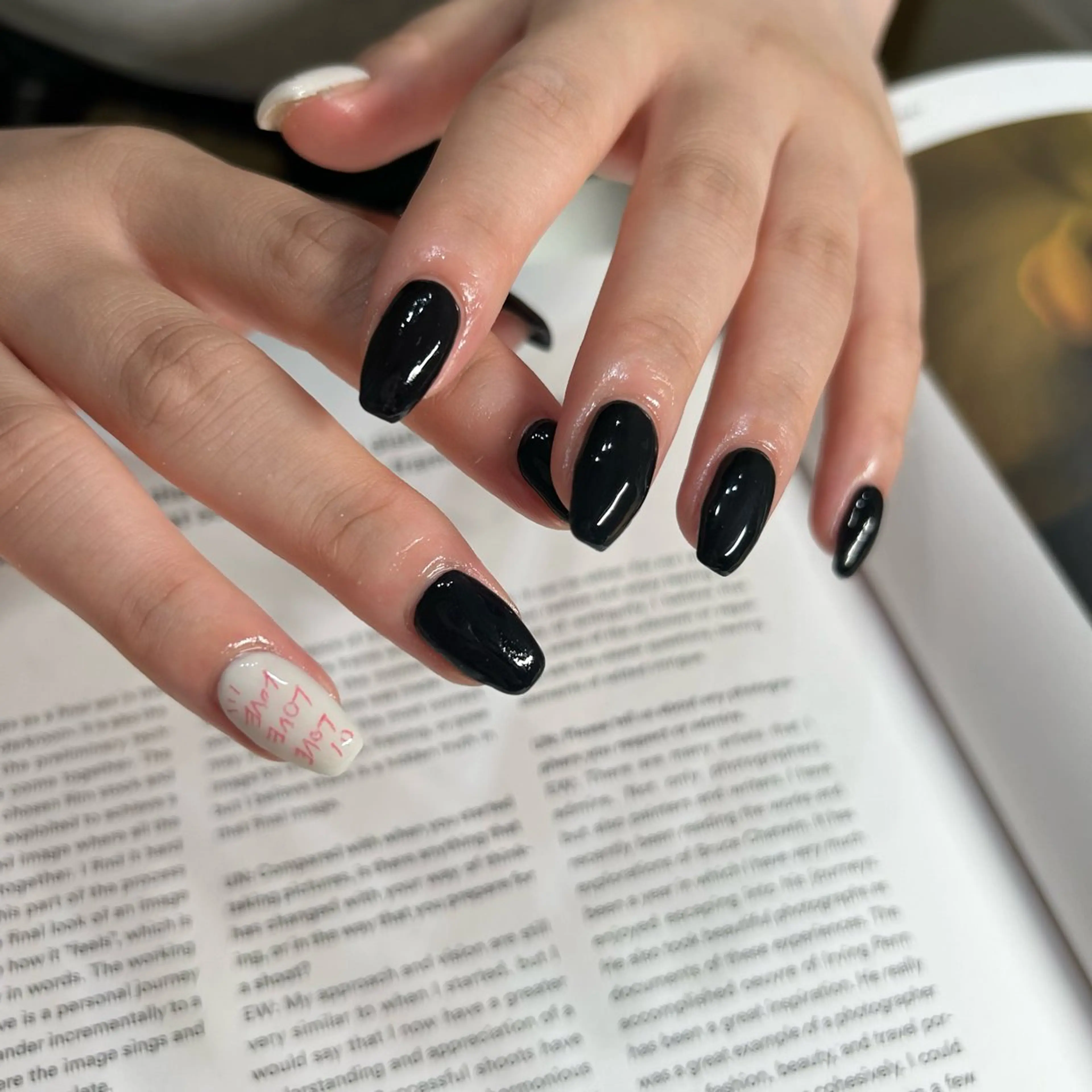 ネイル ブルー フットネイル ジェルネイル キラキラネイル 韓国ネイル RooM -produce by maynail-所属・RooM -mizuki-のネイルデザイン