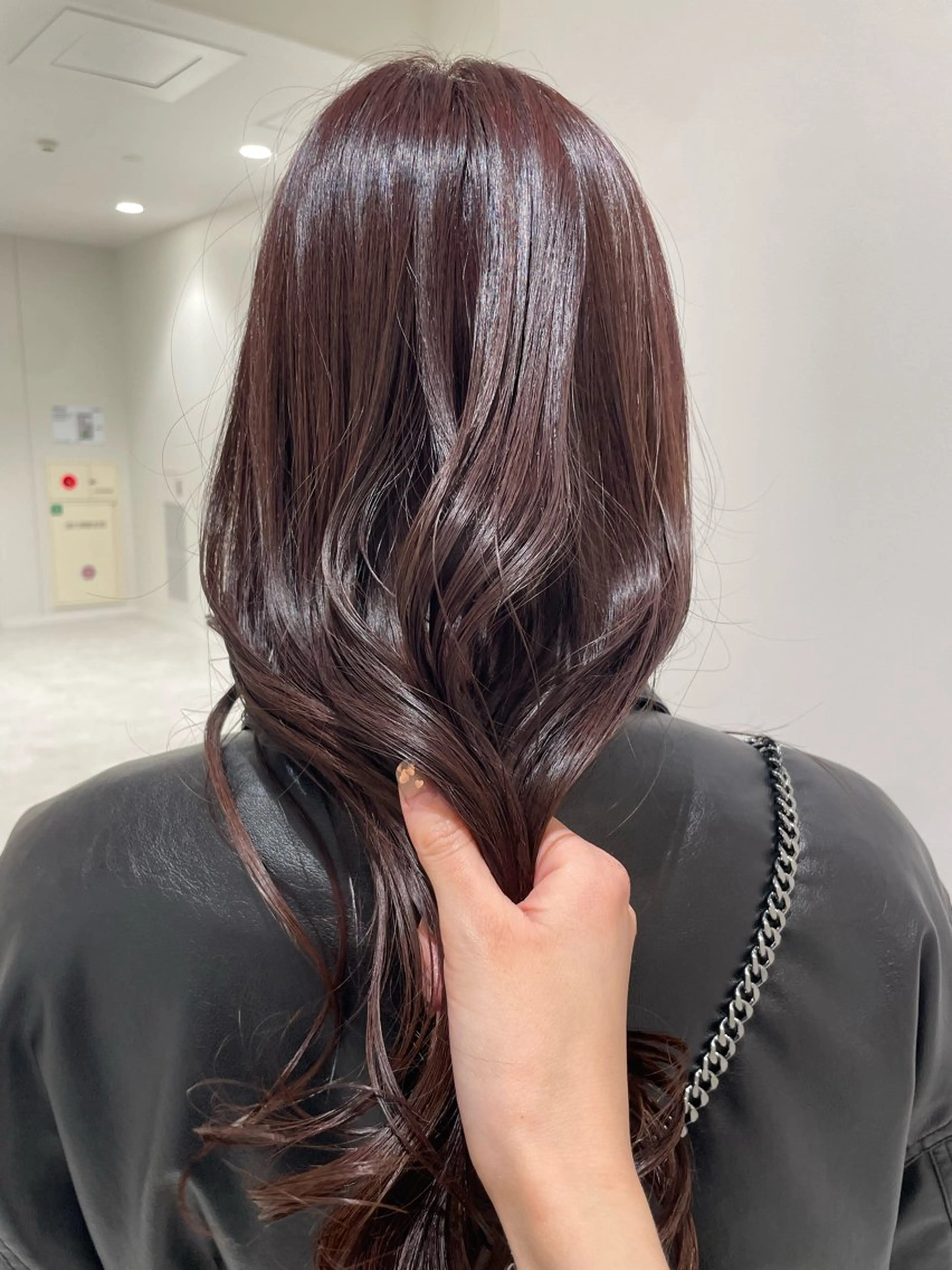 ロング カラー ピンクカラー ヘアカラー 🏳️‍⚧️艶カラー /アレンジ🎀くるみのヘアスタイル