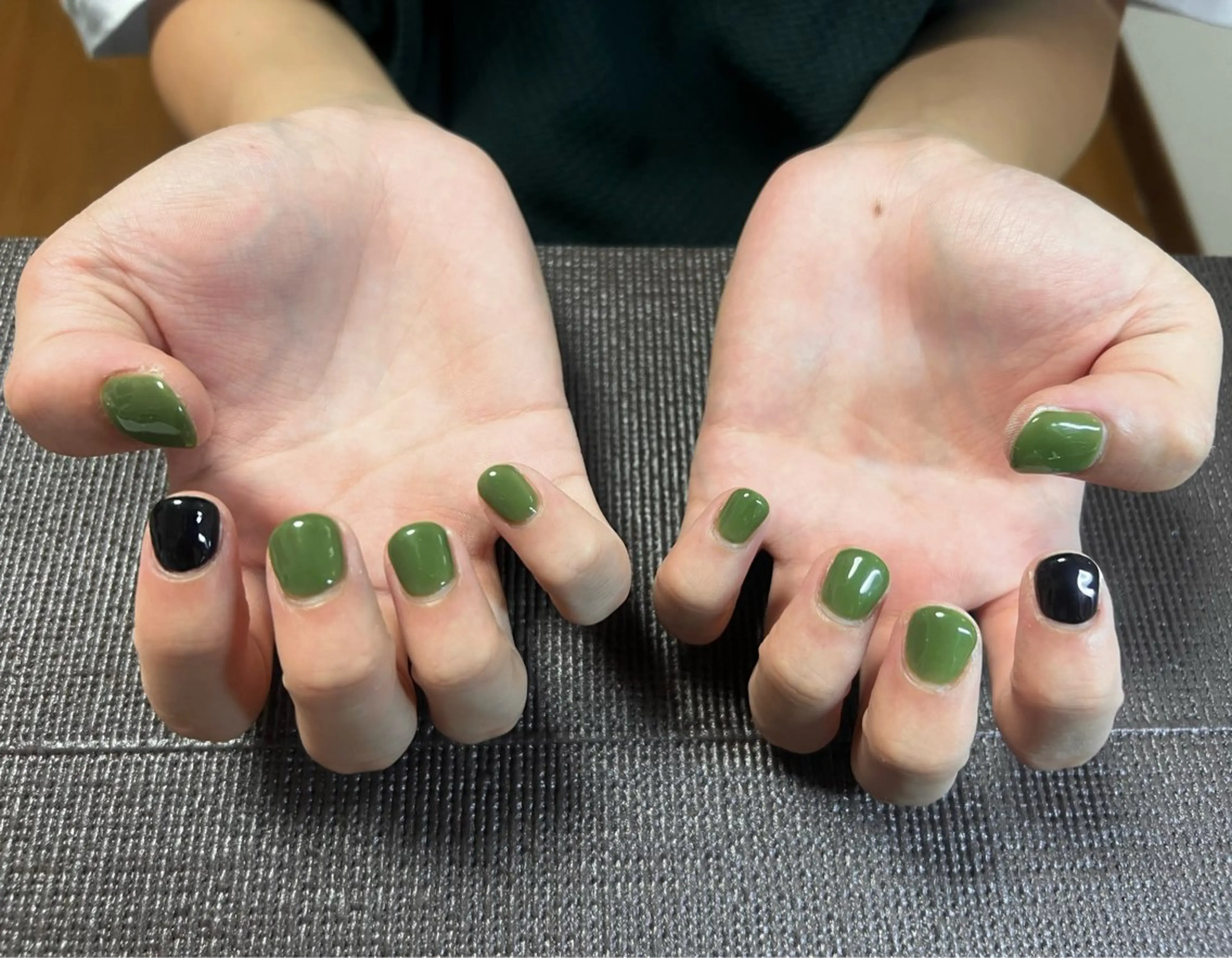 ネイル ラメ(グリッター) ハンドネイル やつや ももかのネイルデザイン