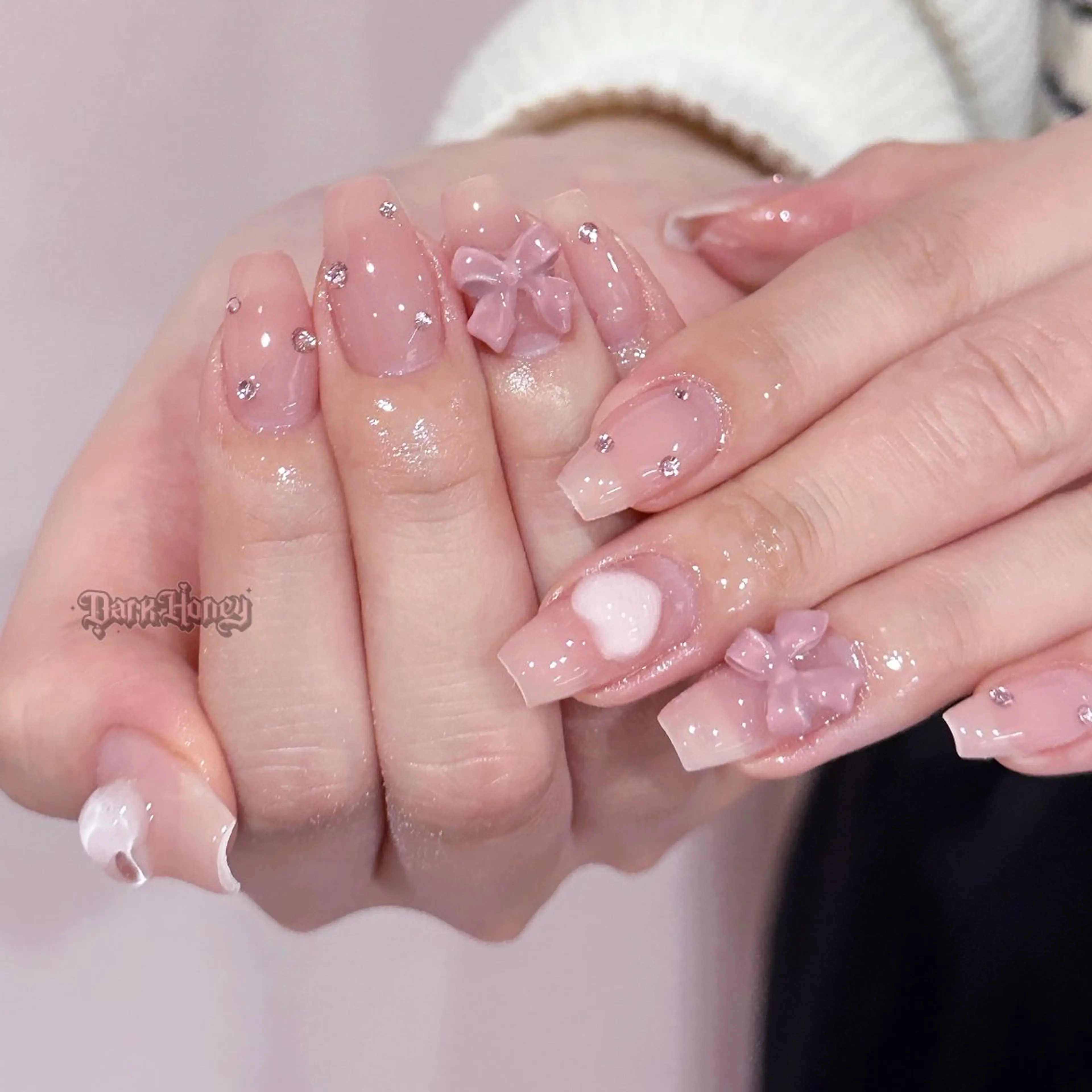 ネイル Dark honey スカルプ専門原宿店のネイルデザイン