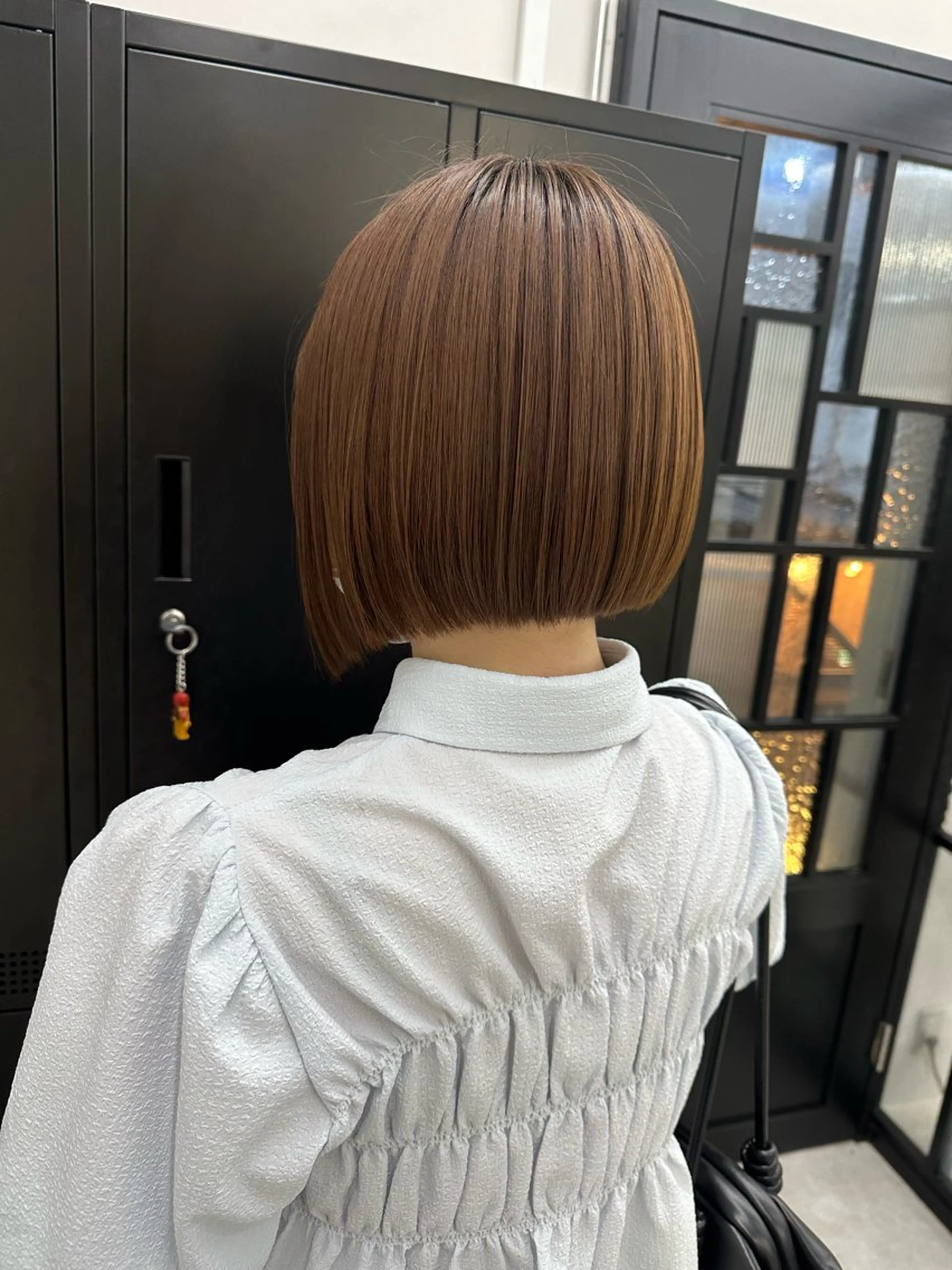 ショート カラー ショートボブ アッシュ アッシュブラック ベージュカラー 黒髪 カット ヘアカラー トリートメント 國井 廉のヘアスタイル