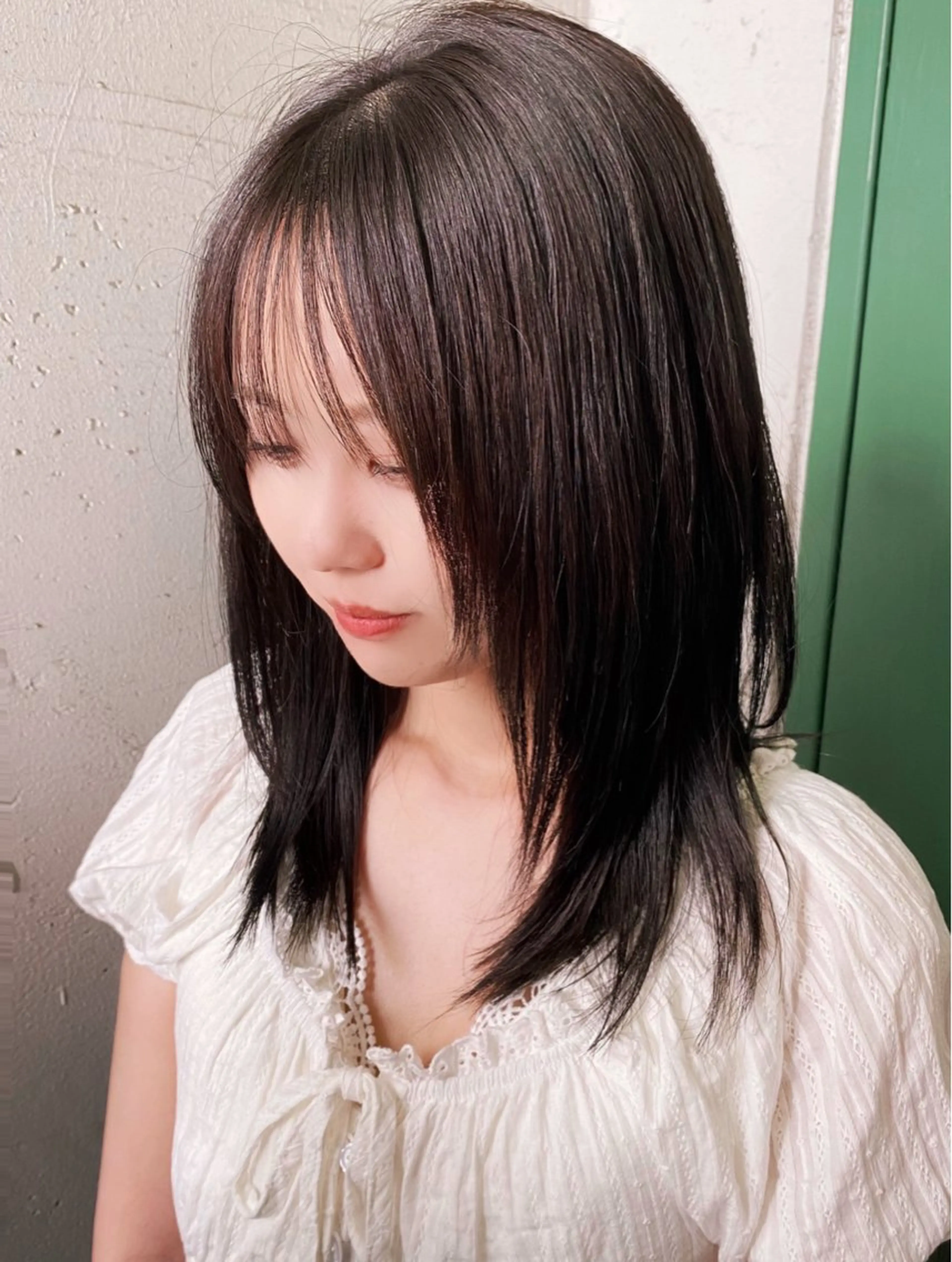 ミディアム カラー レイヤーカット カット ヘアカラー ニュアンス/透明感 /似合わせ綾人🌈のヘアスタイル