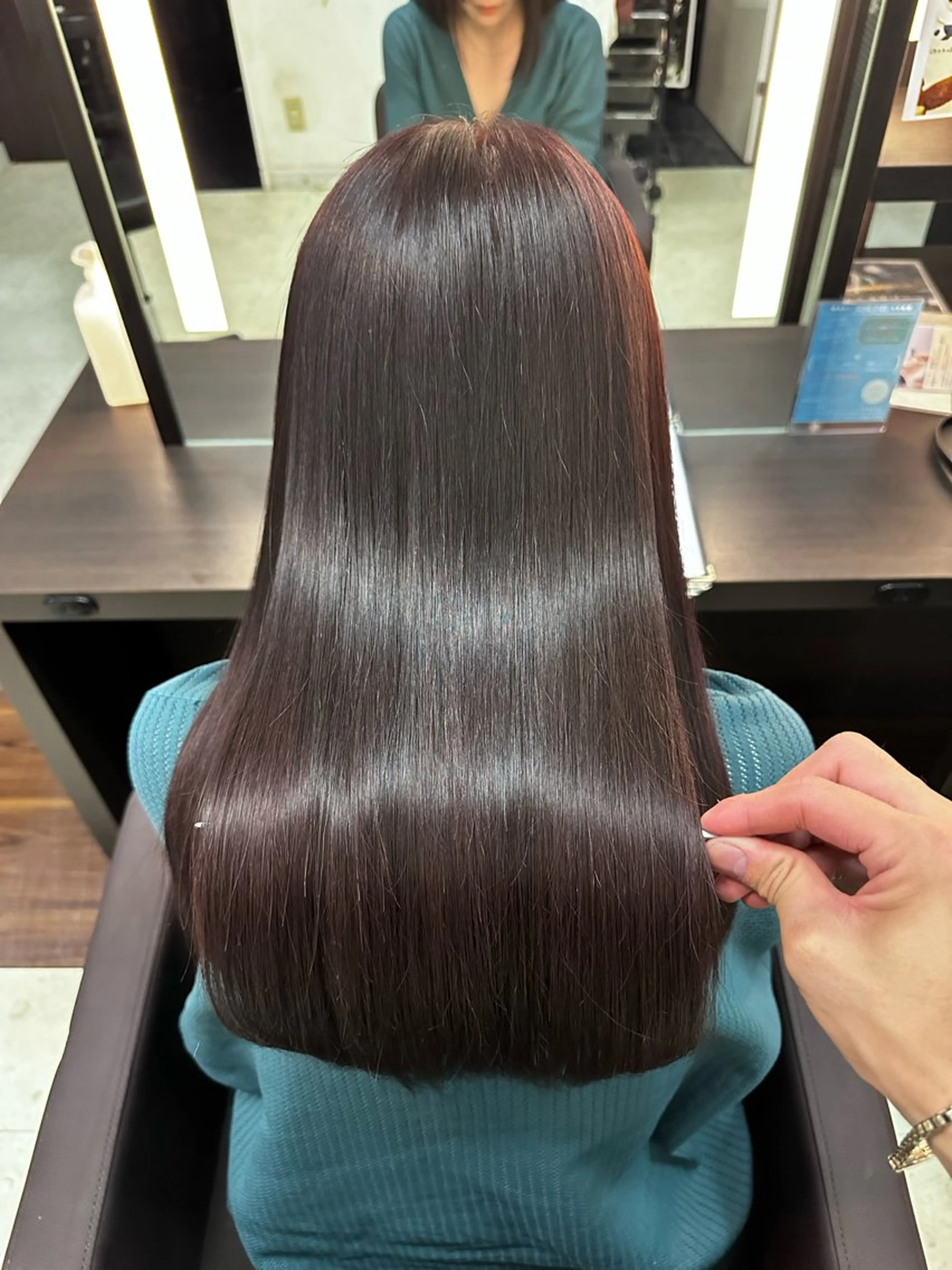 セミロング float浦和美園所属・float浦和美園店 藍野賢也のヘアスタイル