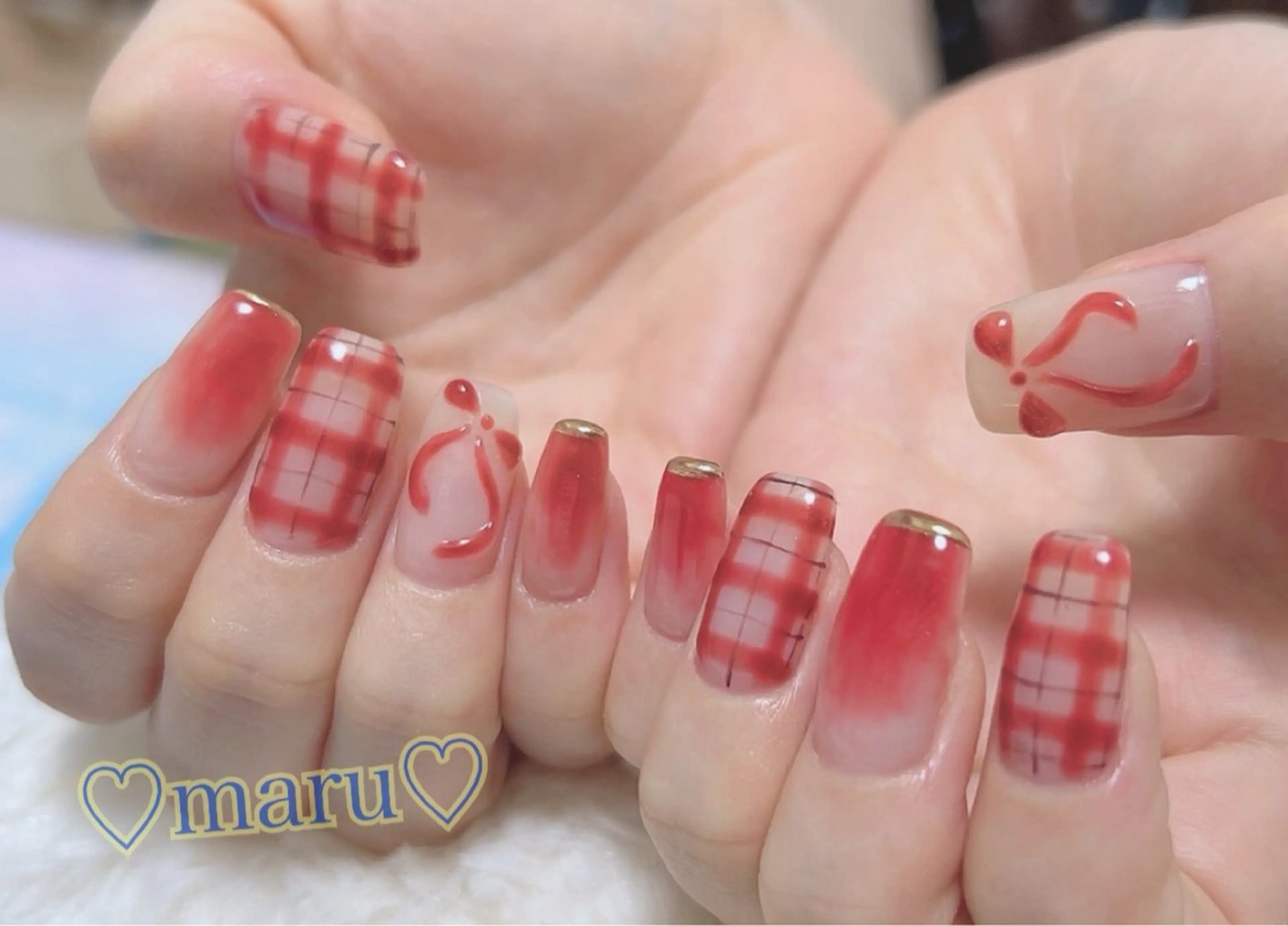 ネイル ハンドネイル フットネイル まるみ ♡のネイルデザイン