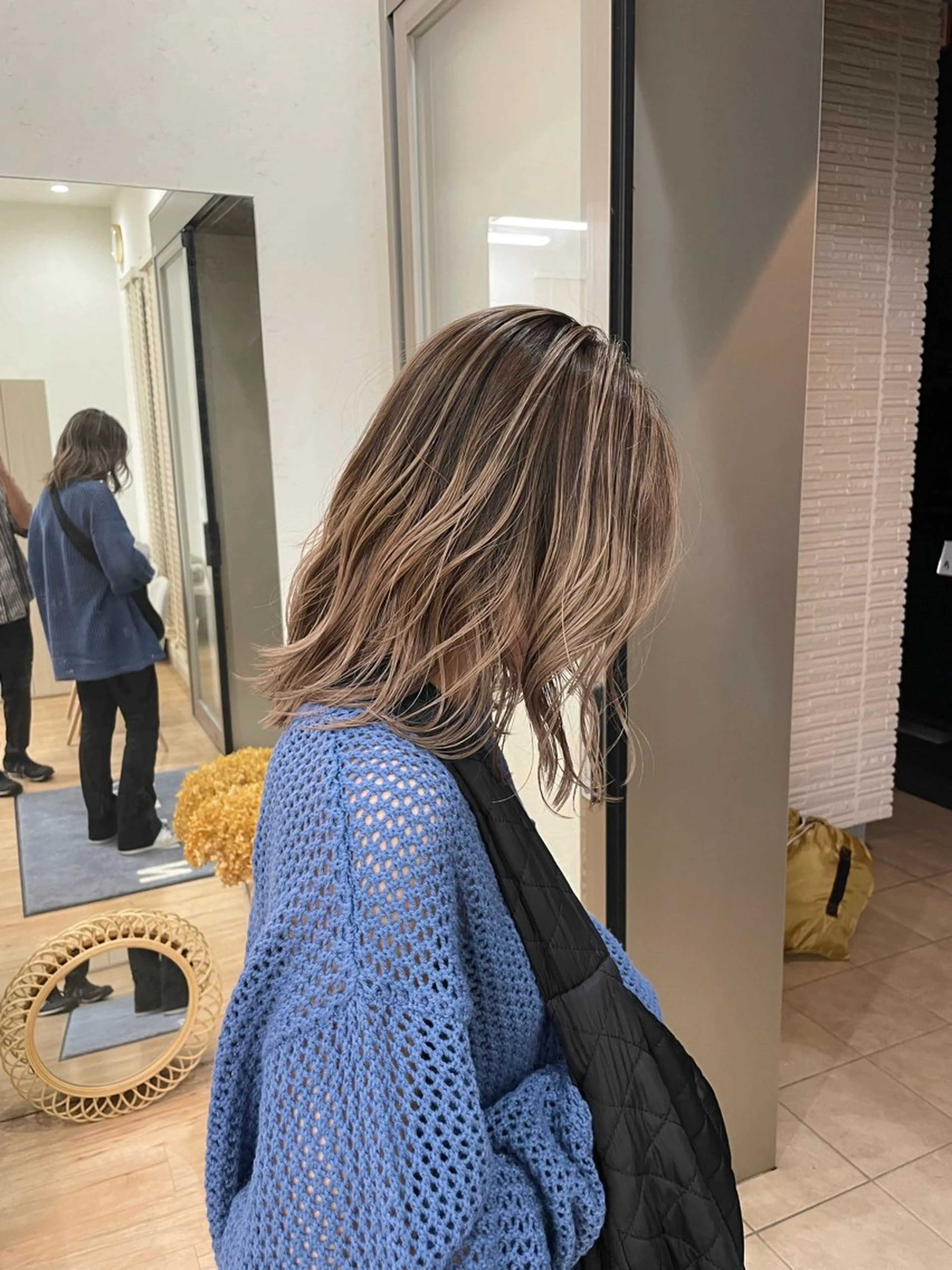 セミロング カラー ヘアカラー トリートメント 橋本翔 /レイヤーカットのヘアスタイル