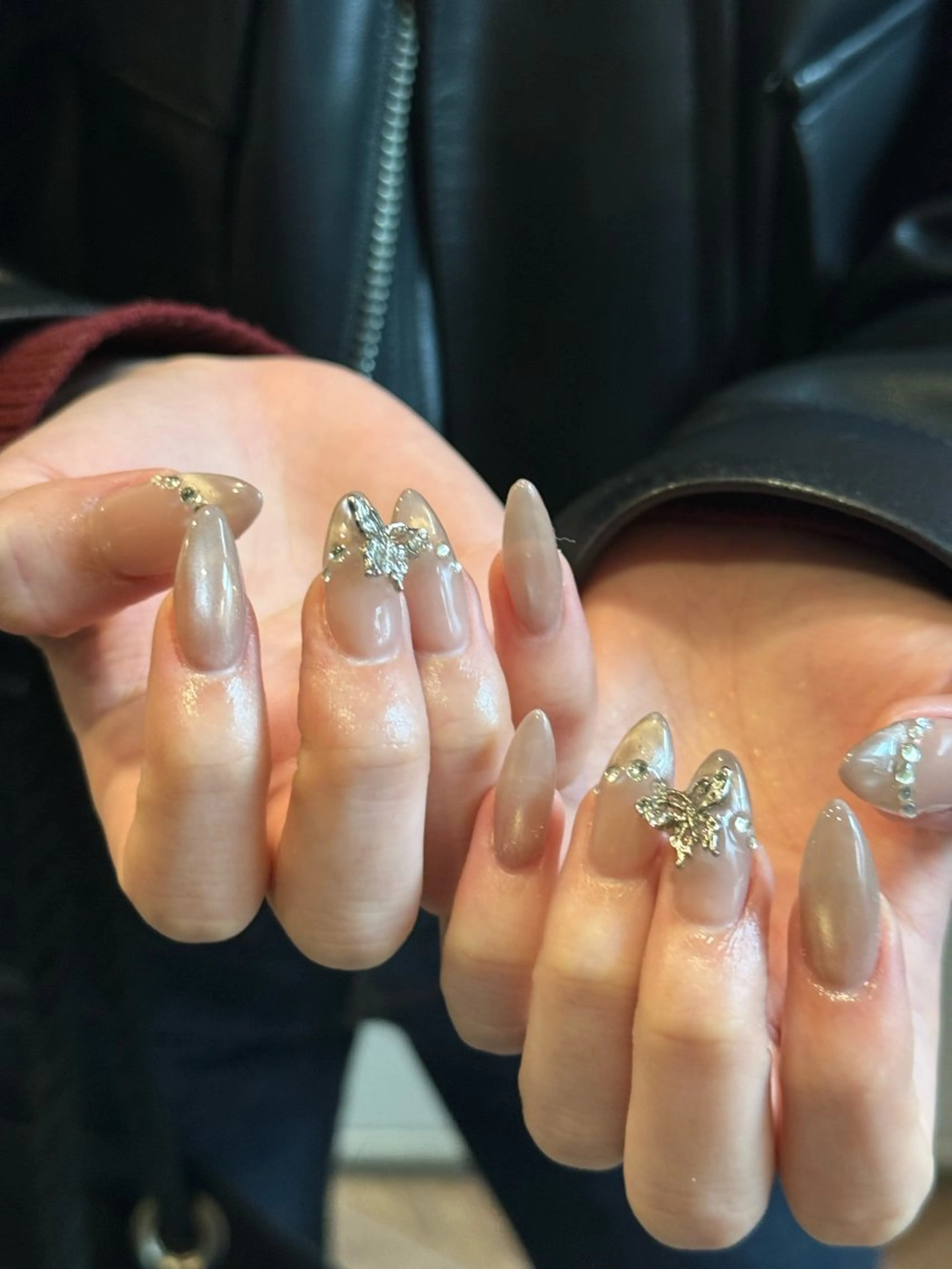 ネイル フレンチネイル マグネットネイル マグネットフレンチ ハンドネイル WOLTOKYO渋谷 yunaのネイルデザイン