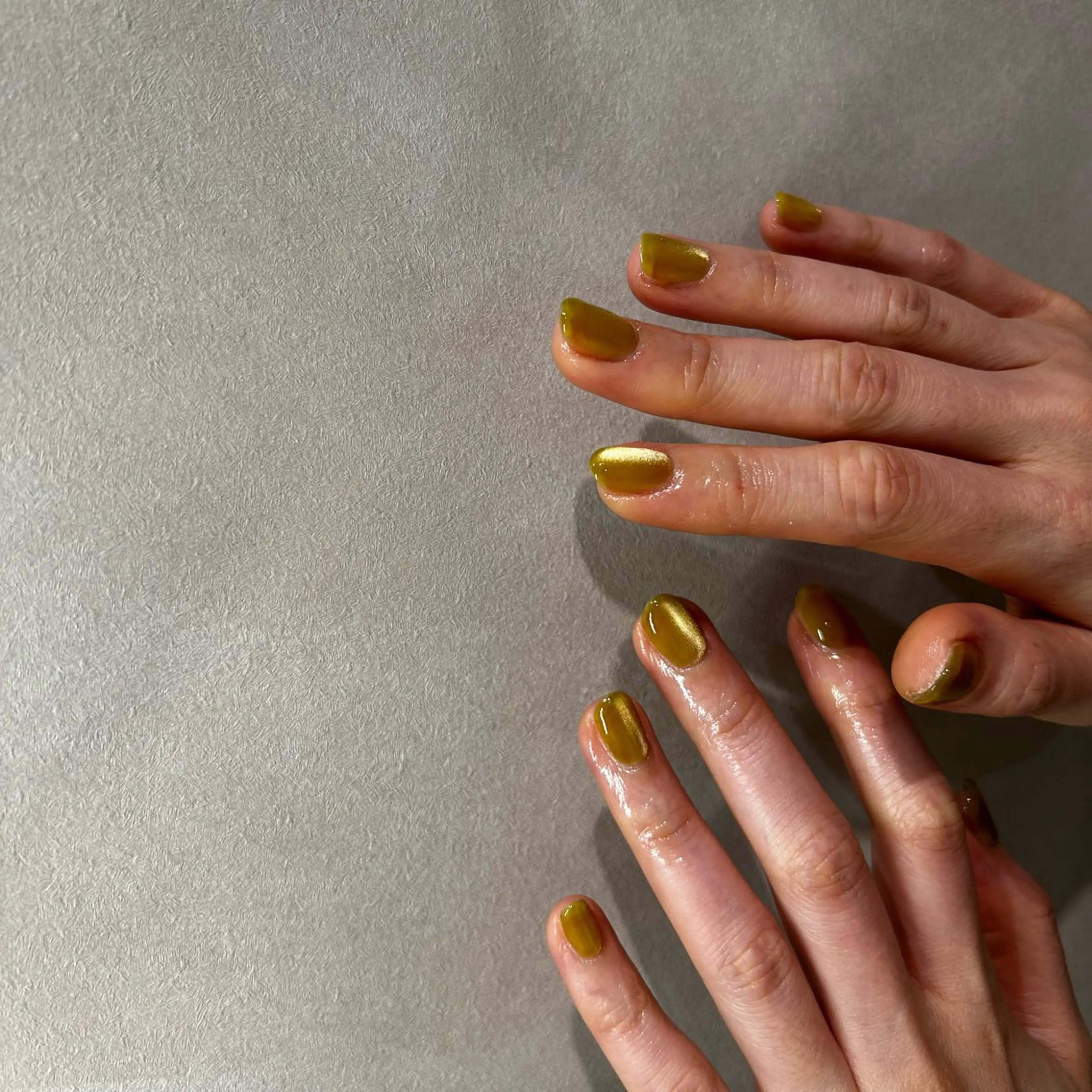 ネイル マグネットネイル ニュアンスネイル ハンドネイル nail&care salon soa所属・soa/美容液ケアで 自爪を育てるネイルのネイルデザイン