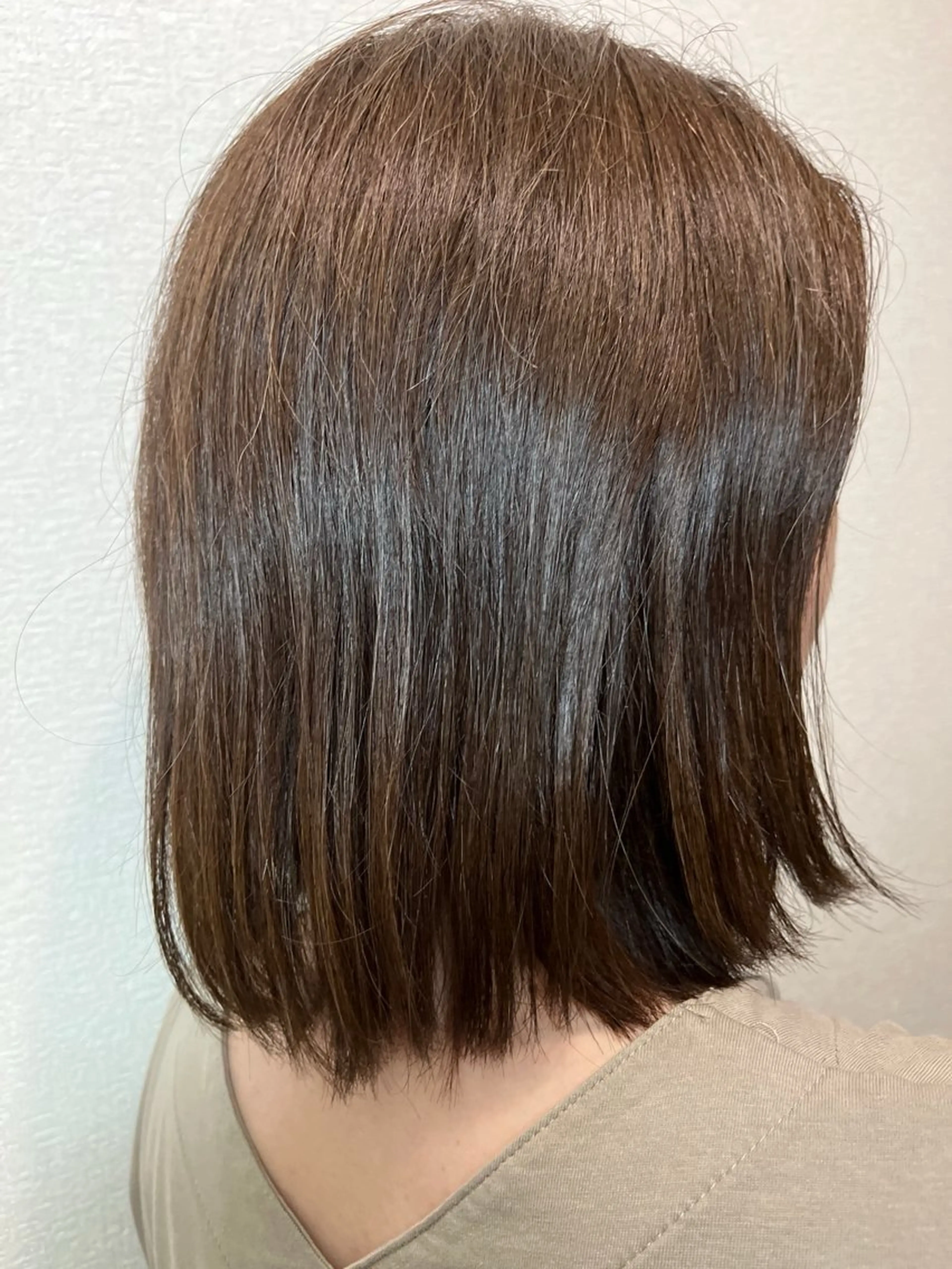 ミディアム カラー グレージュ CLAPS 弘明寺店所属・さが るかのヘアスタイル