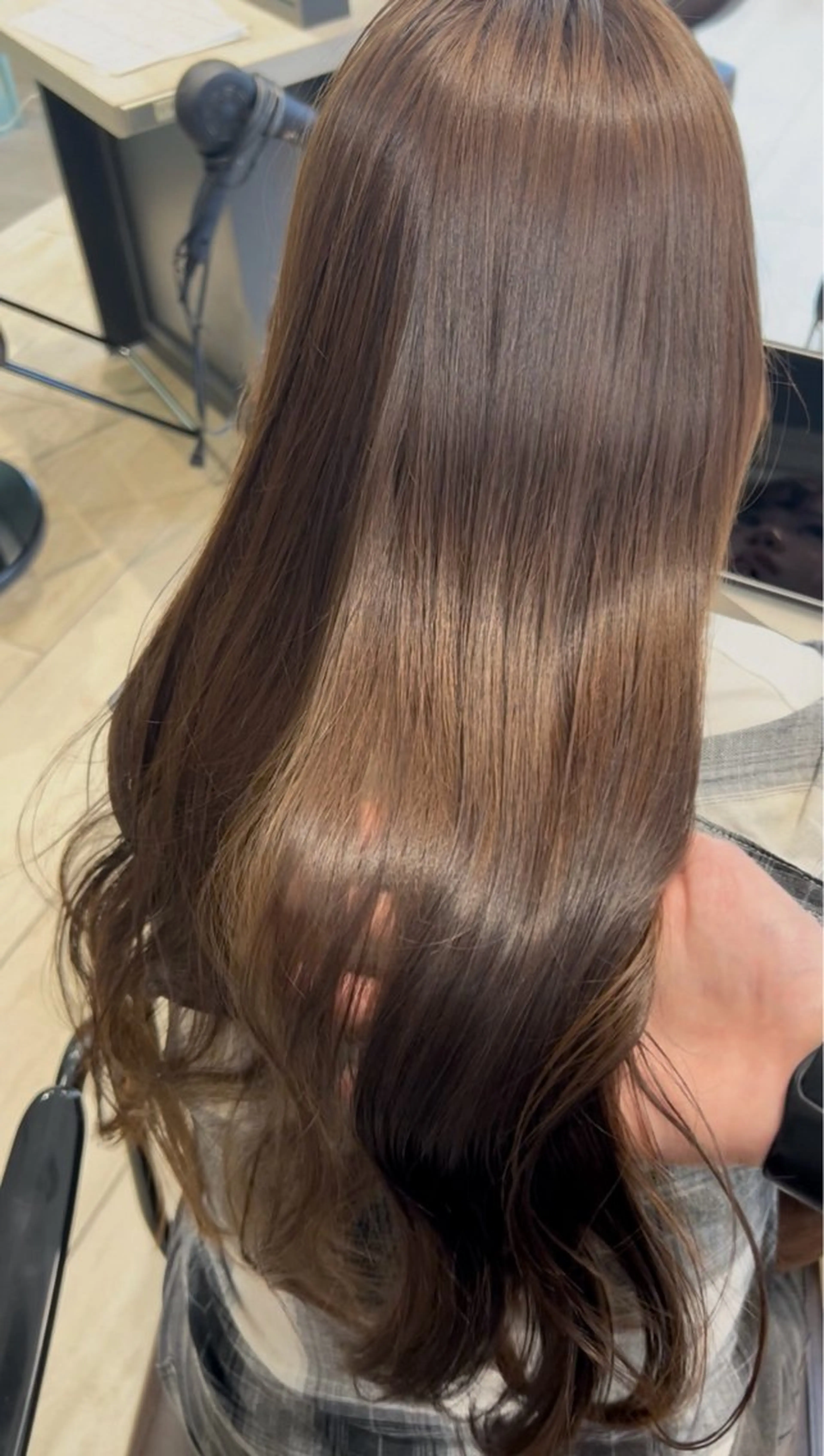 ロング アッシュ ヘアカラー トリートメント Euphoria新宿店所属・韓国ヘア、カラー/ 縮毛矯正/SHOKIのヘアスタイル