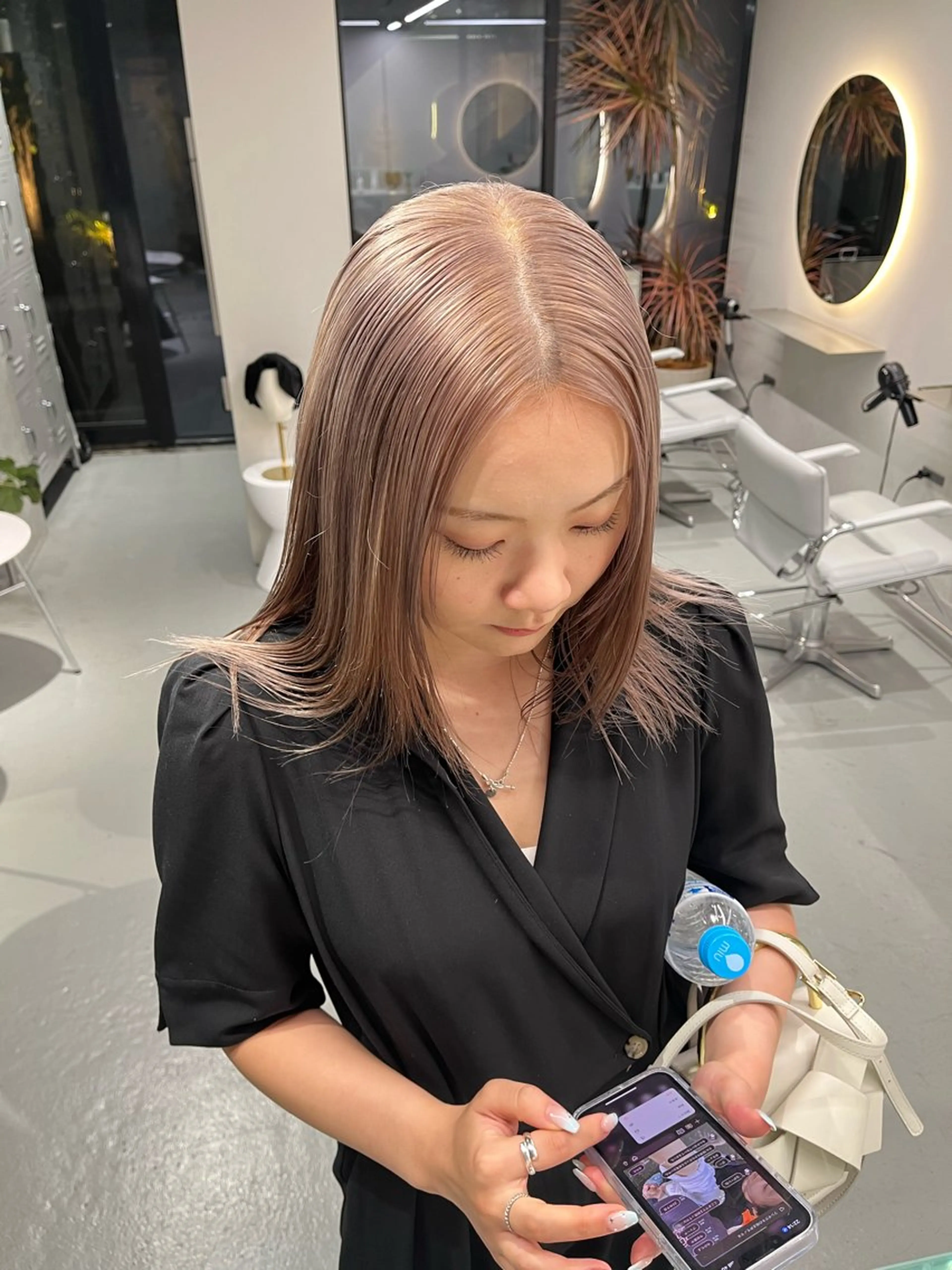 カラー 艶ブリーチ/表参道 ハイトーン /実乃梨のヘアスタイル