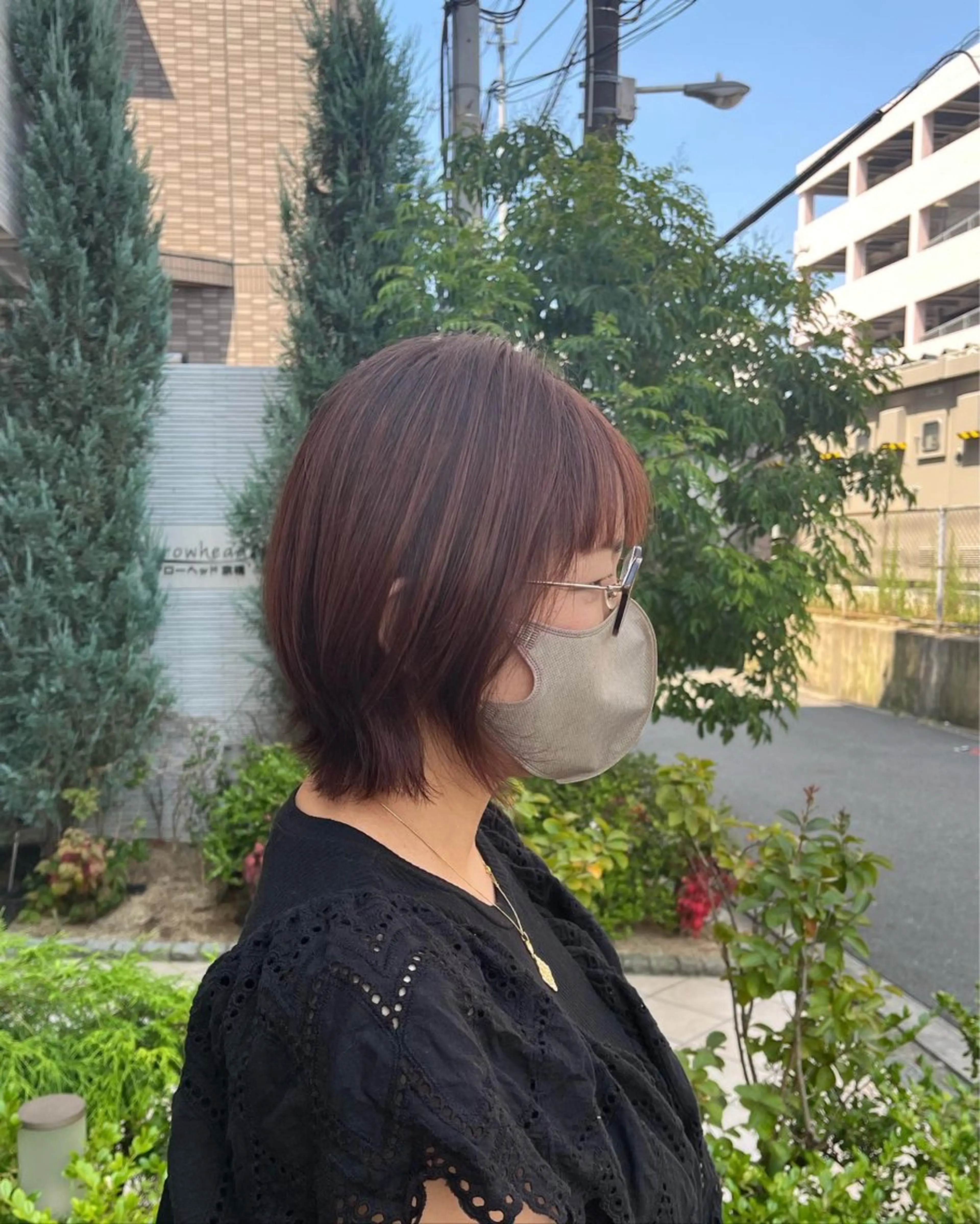 ショート カラー ブラウンカラー ピンクカラー ピンクブラウン くびれヘア KOKORO 中村 朱里のヘアスタイル