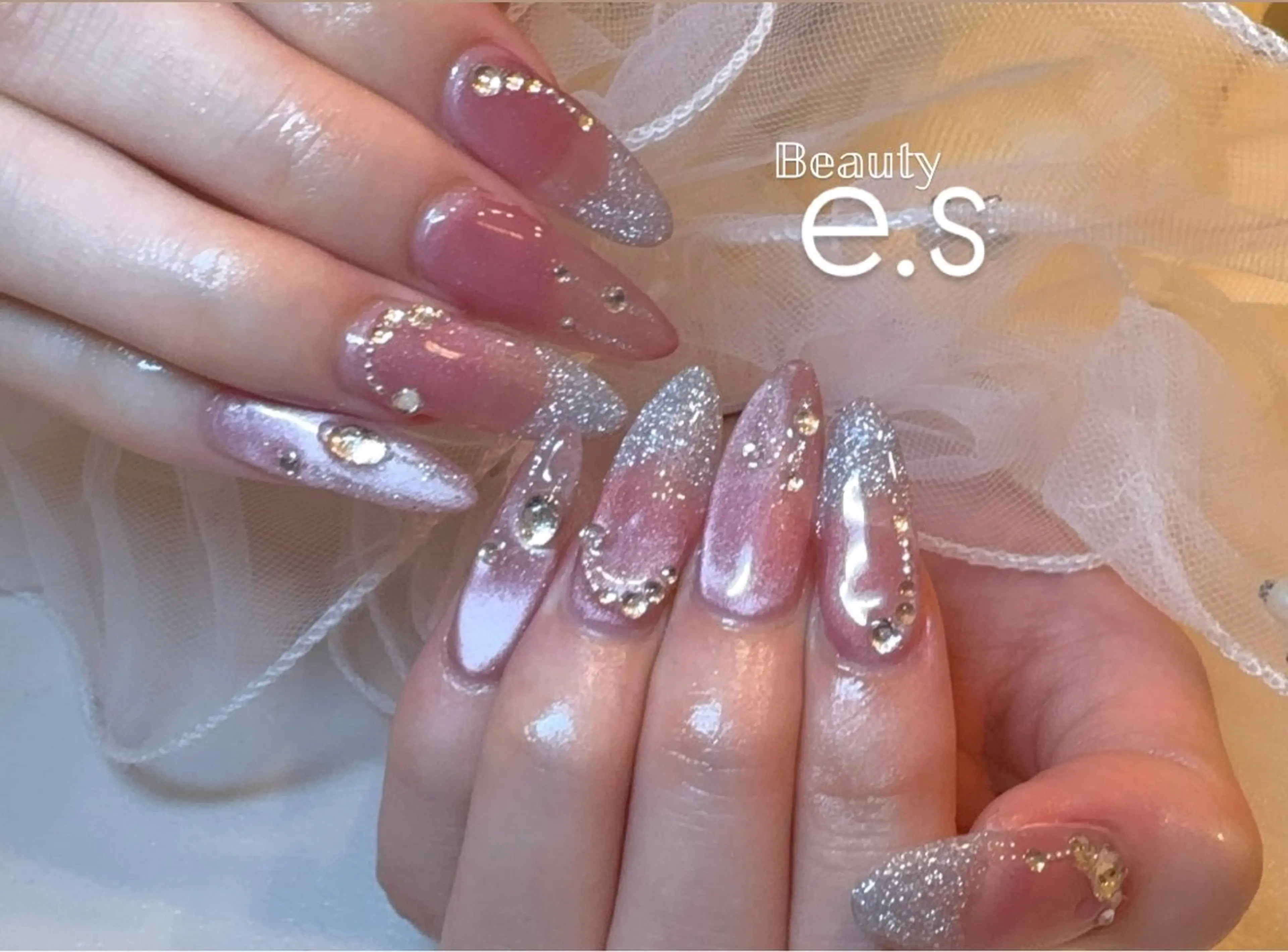 ネイル ジェルネイル ハンドネイル nail e.sのネイルデザイン