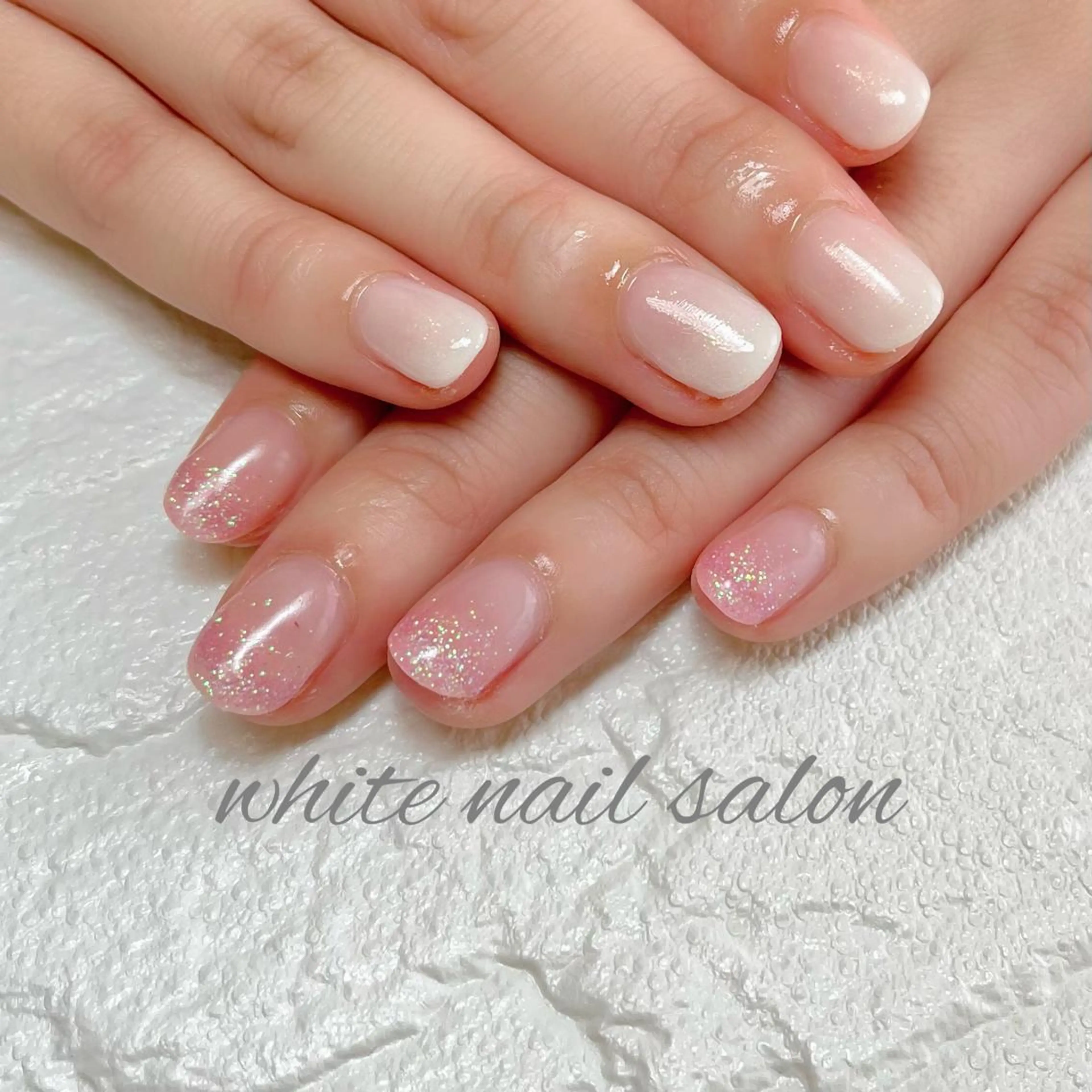 ネイル フットネイル ジェルネイル ハードジェル ラメ(グリッター) 持ち込み ハンドネイル white nail salonのネイルデザイン
