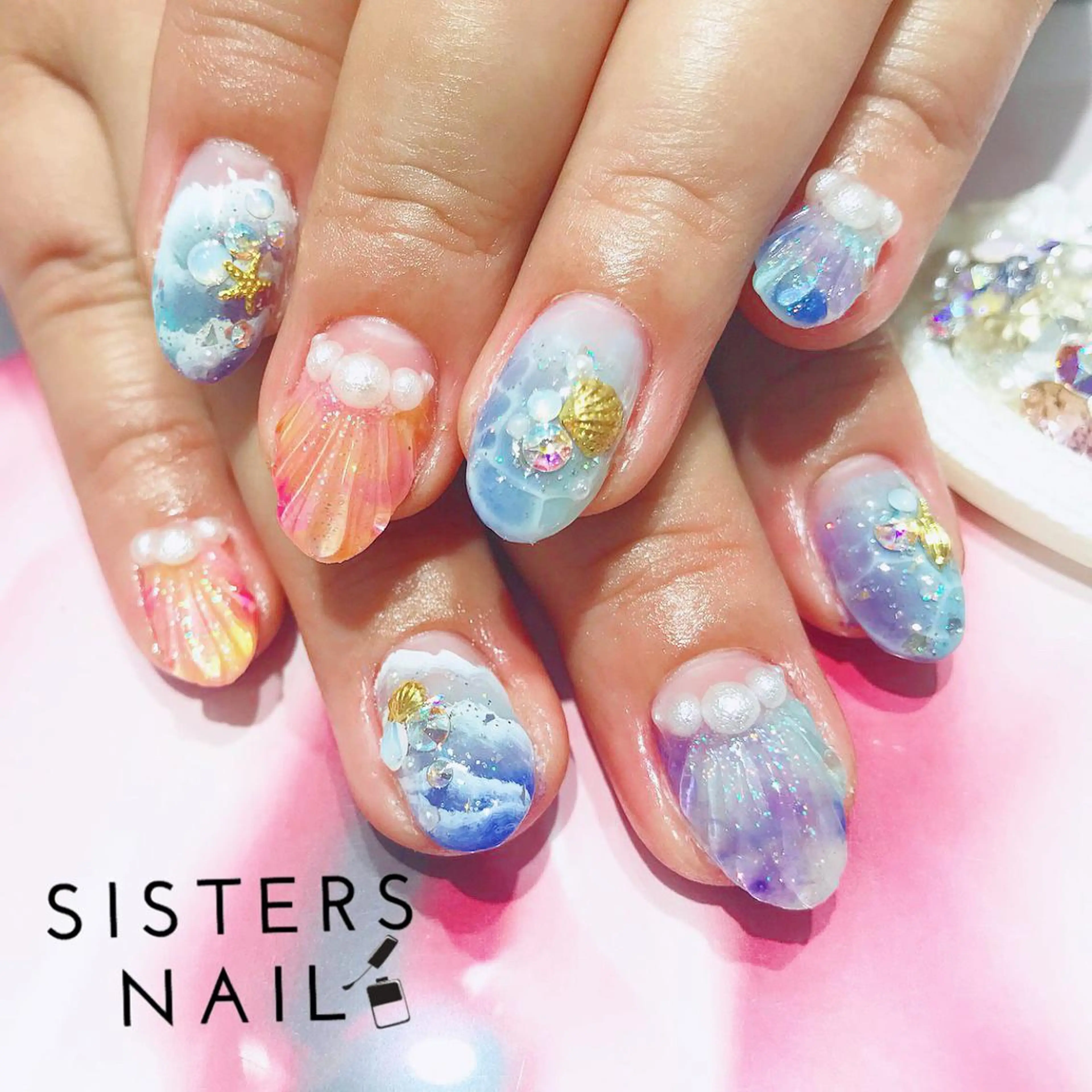 ネイル ハンドネイル ハンドケア sisters nail.fのネイルデザイン
