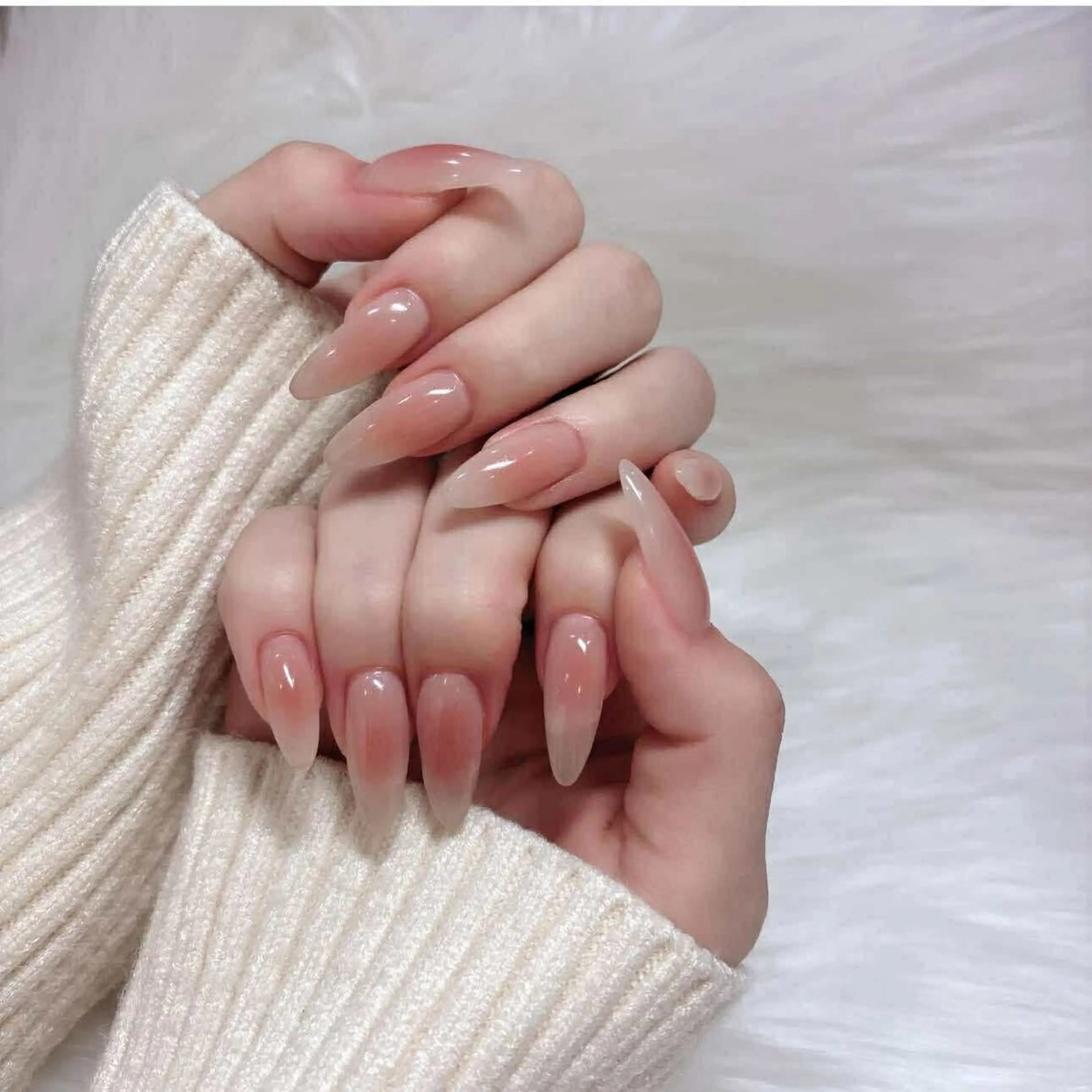 チークネイル💅(オフなし)の写真