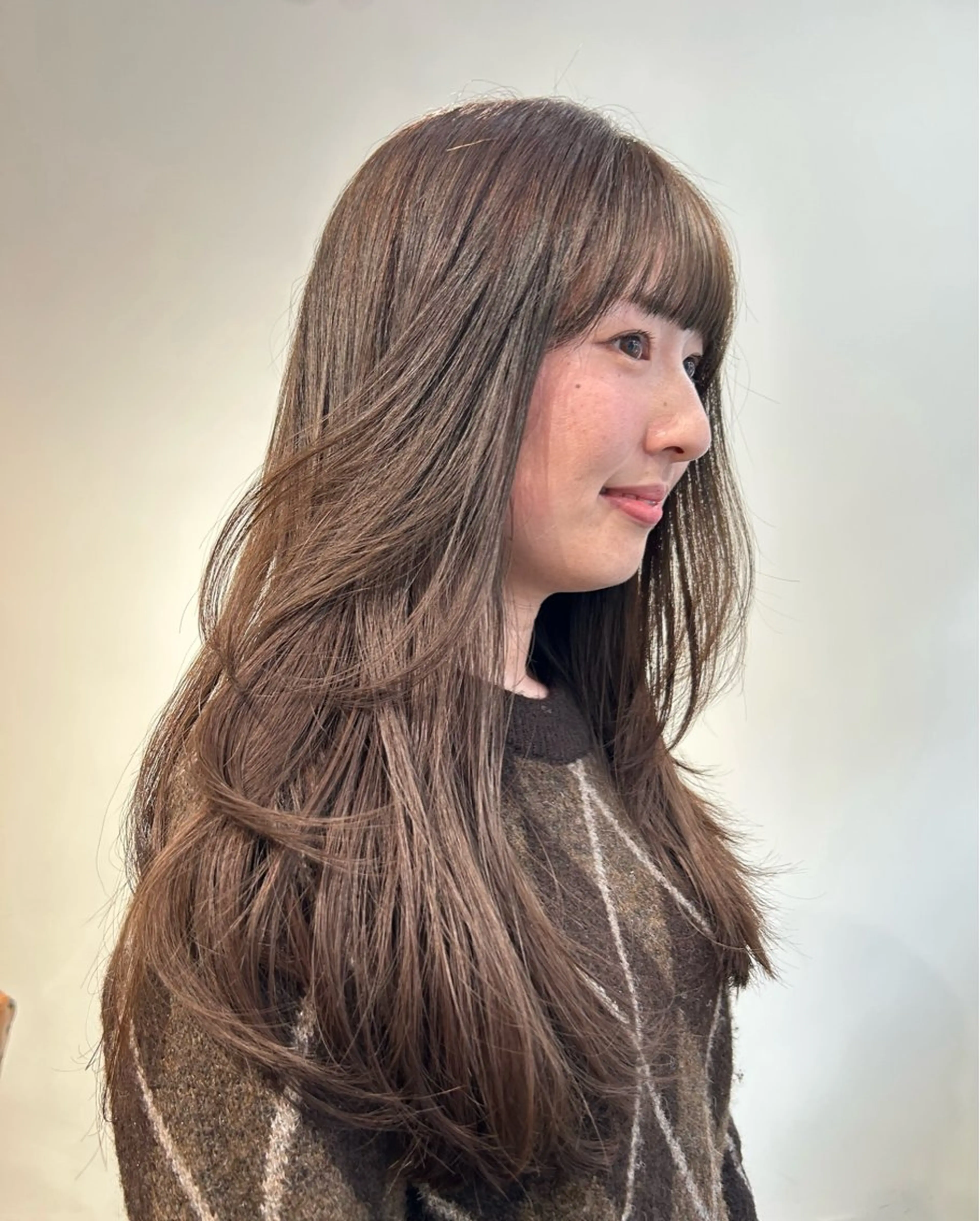 ロング カラー ベージュカラー レイヤーカット 似合わせヘア/透明感 カラー/ Rioのヘアスタイル