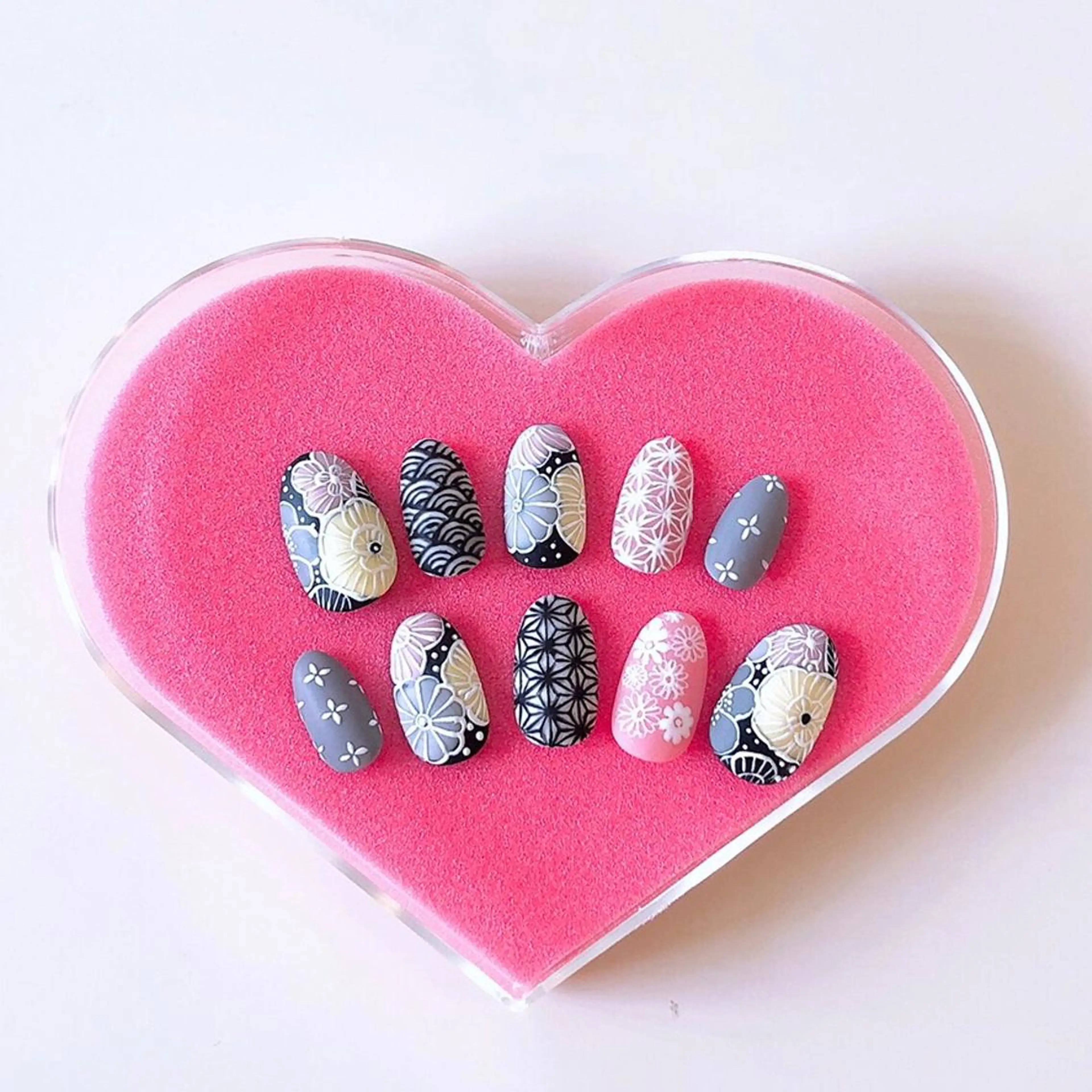 ネイル 成人式 マットネイル ネイルチップ MISAKO nailのネイルデザイン