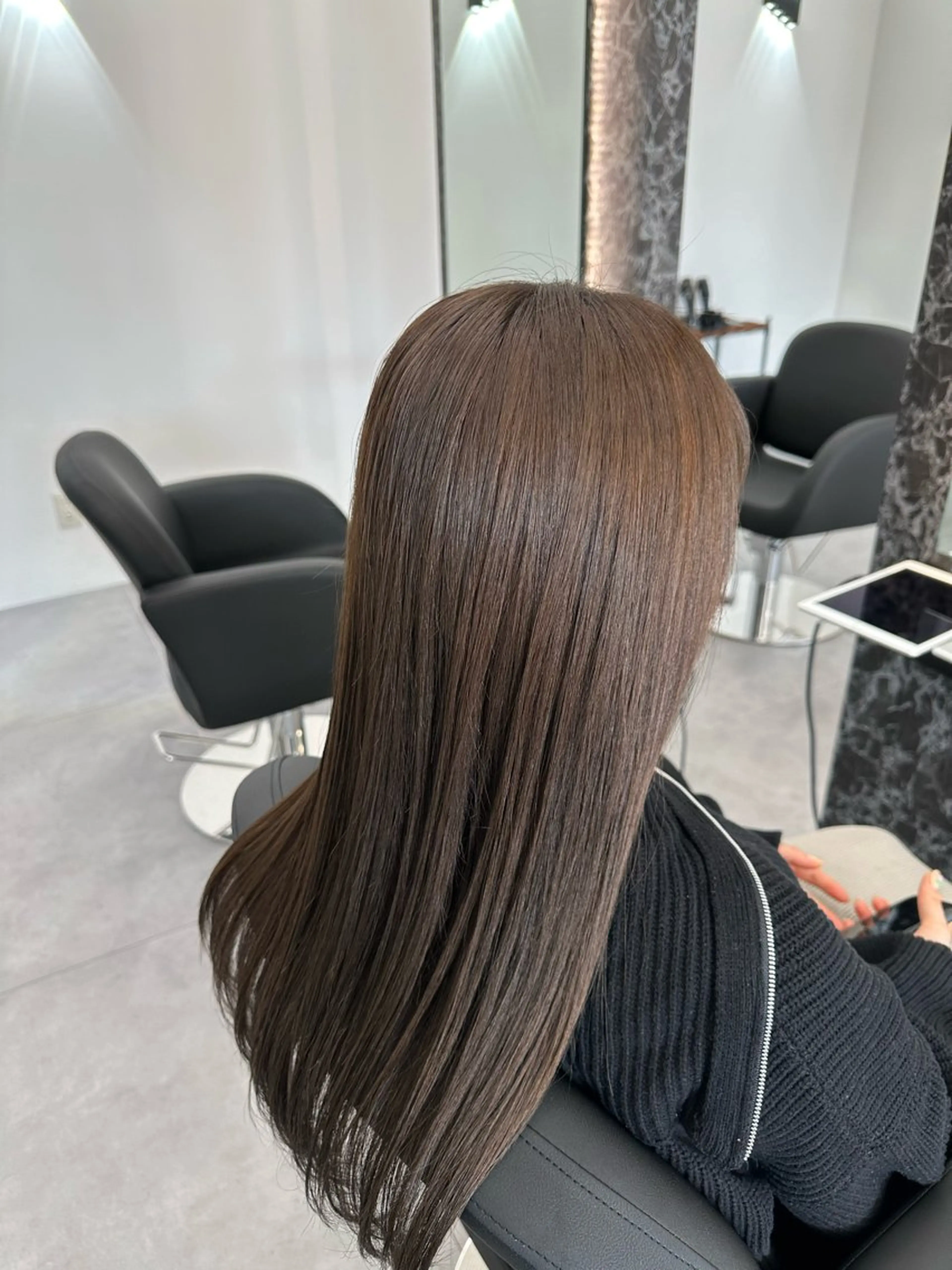 ロング カット 縮毛矯正 トリートメント 大日方 祐介のヘアスタイル