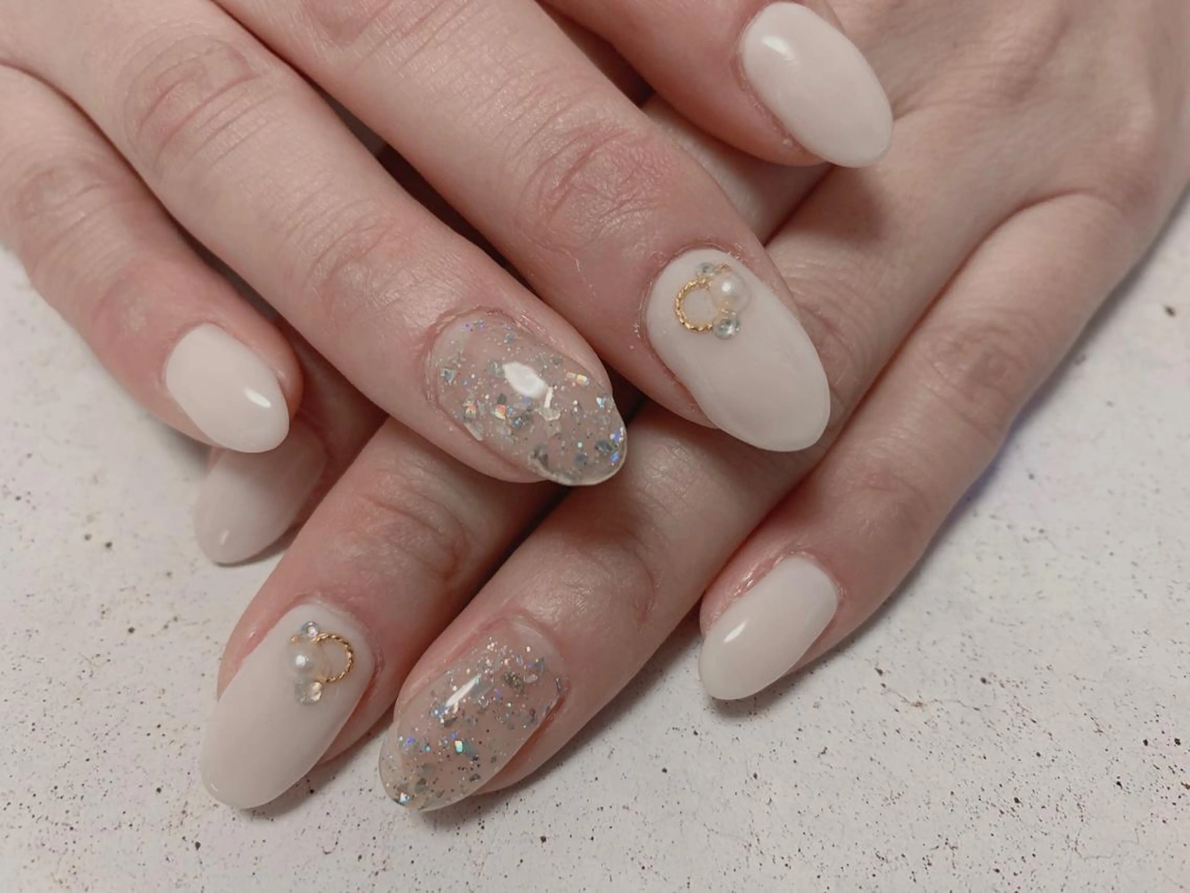 ネイル ワンカラーネイル nico.nico.mark NAIL所属・小林 梓のエステ・リラクイメージ