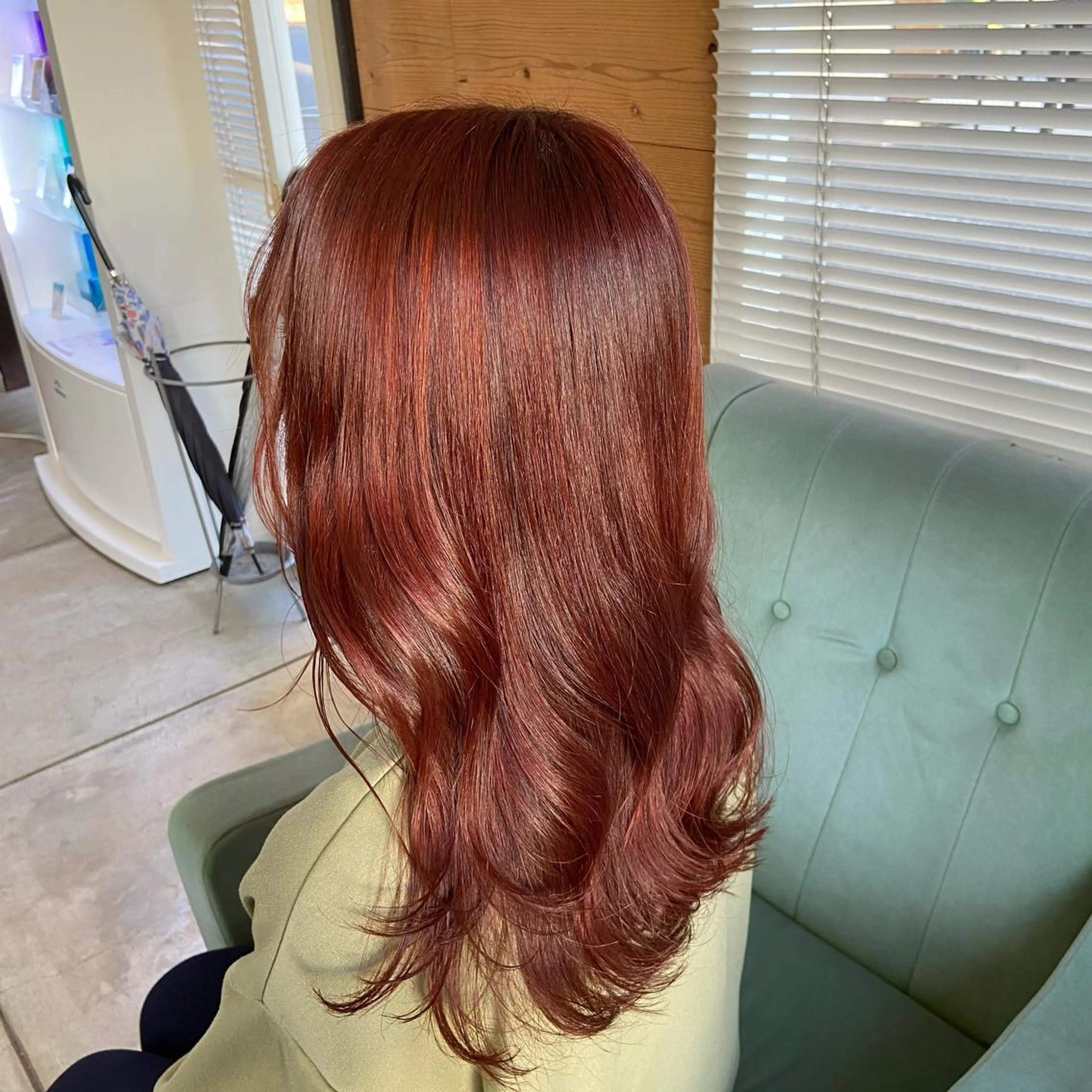 ロング カラー オレンジ レッドカラー カット ヘアカラー トリートメント NUDE COLOR所属・鈴木 琴乃のヘアスタイル