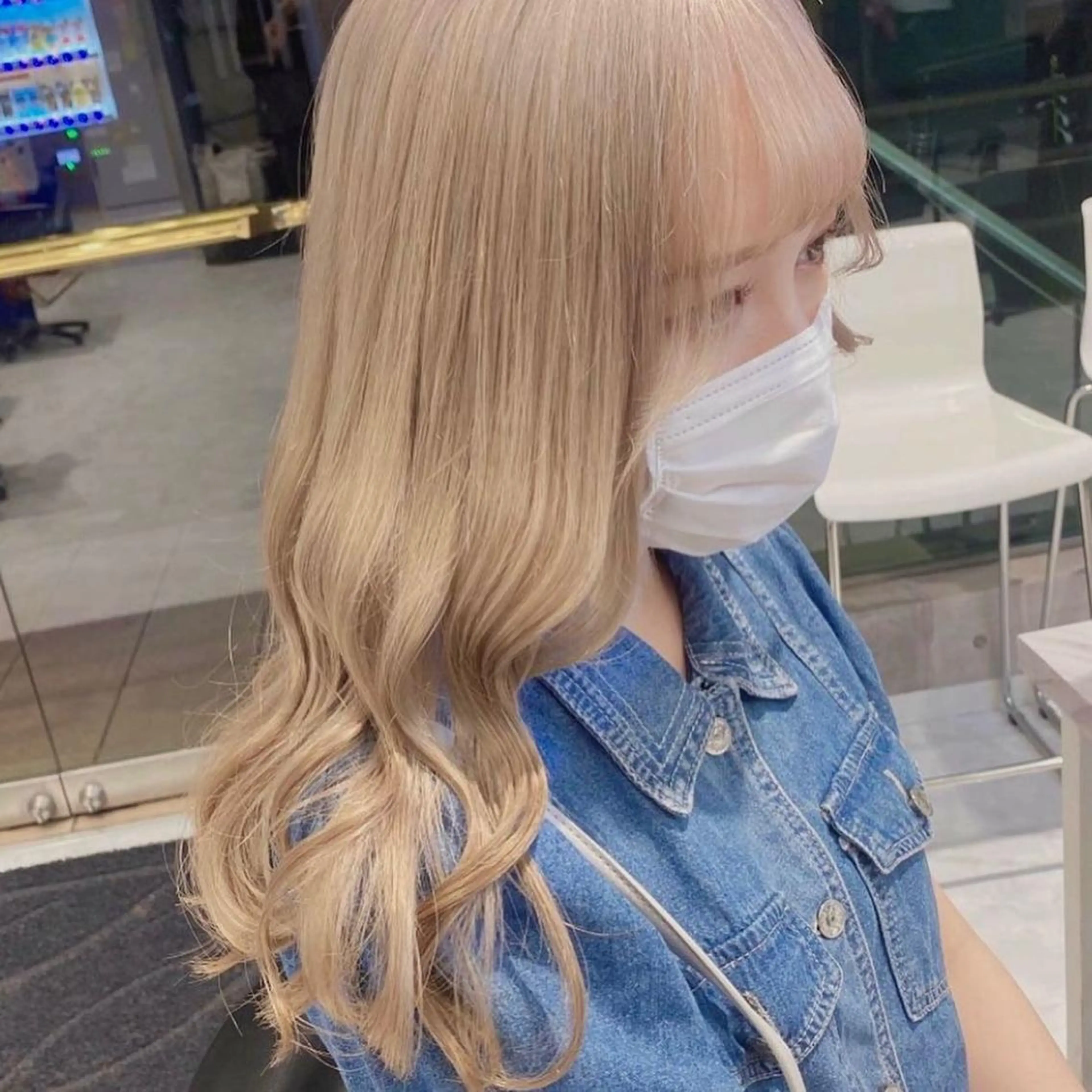 セミロング カラー 韓国ヘア特化💍 tiam💍ブリーチのヘアスタイル