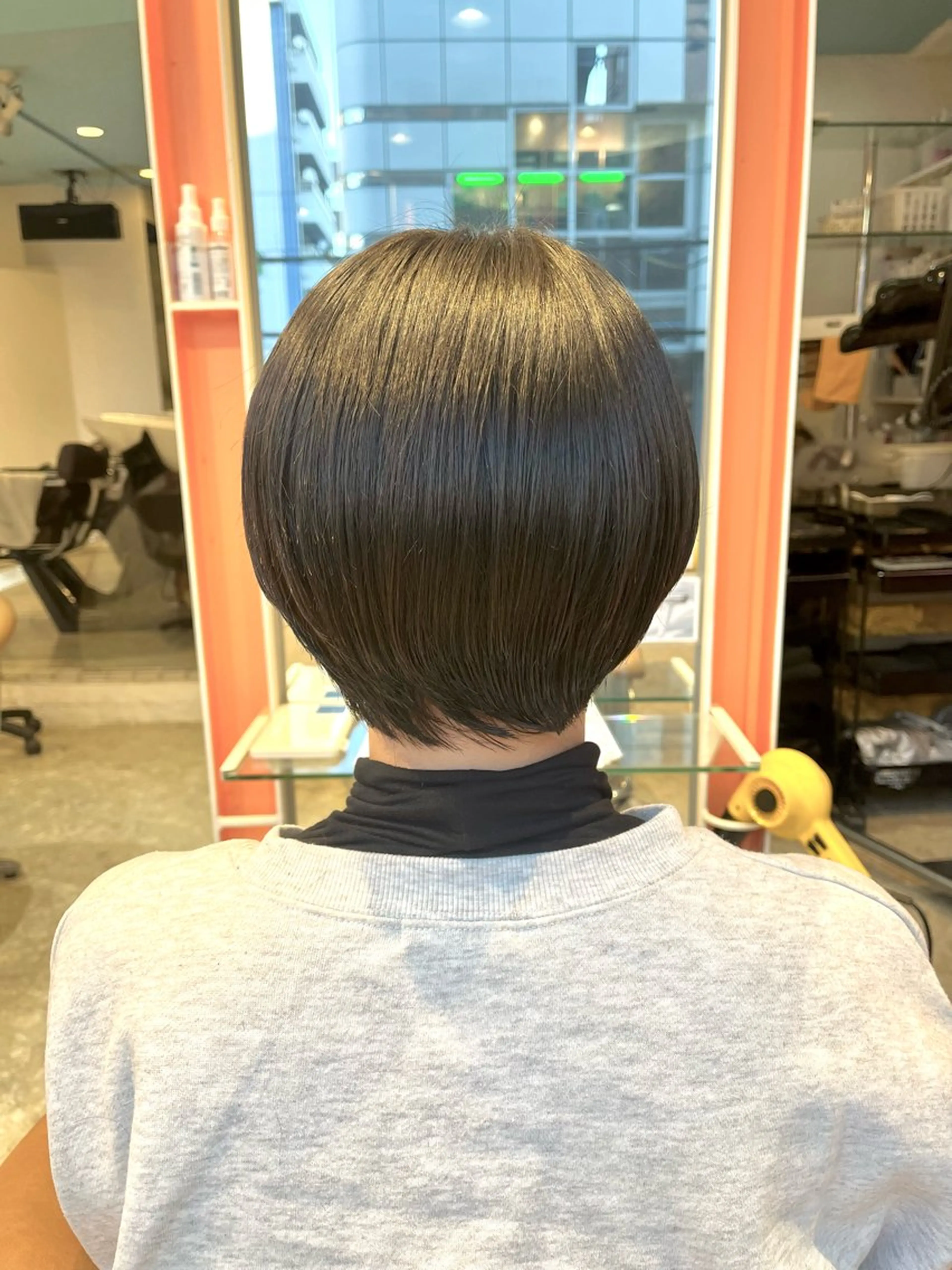 ショート カット うしだ かおるのヘアスタイル